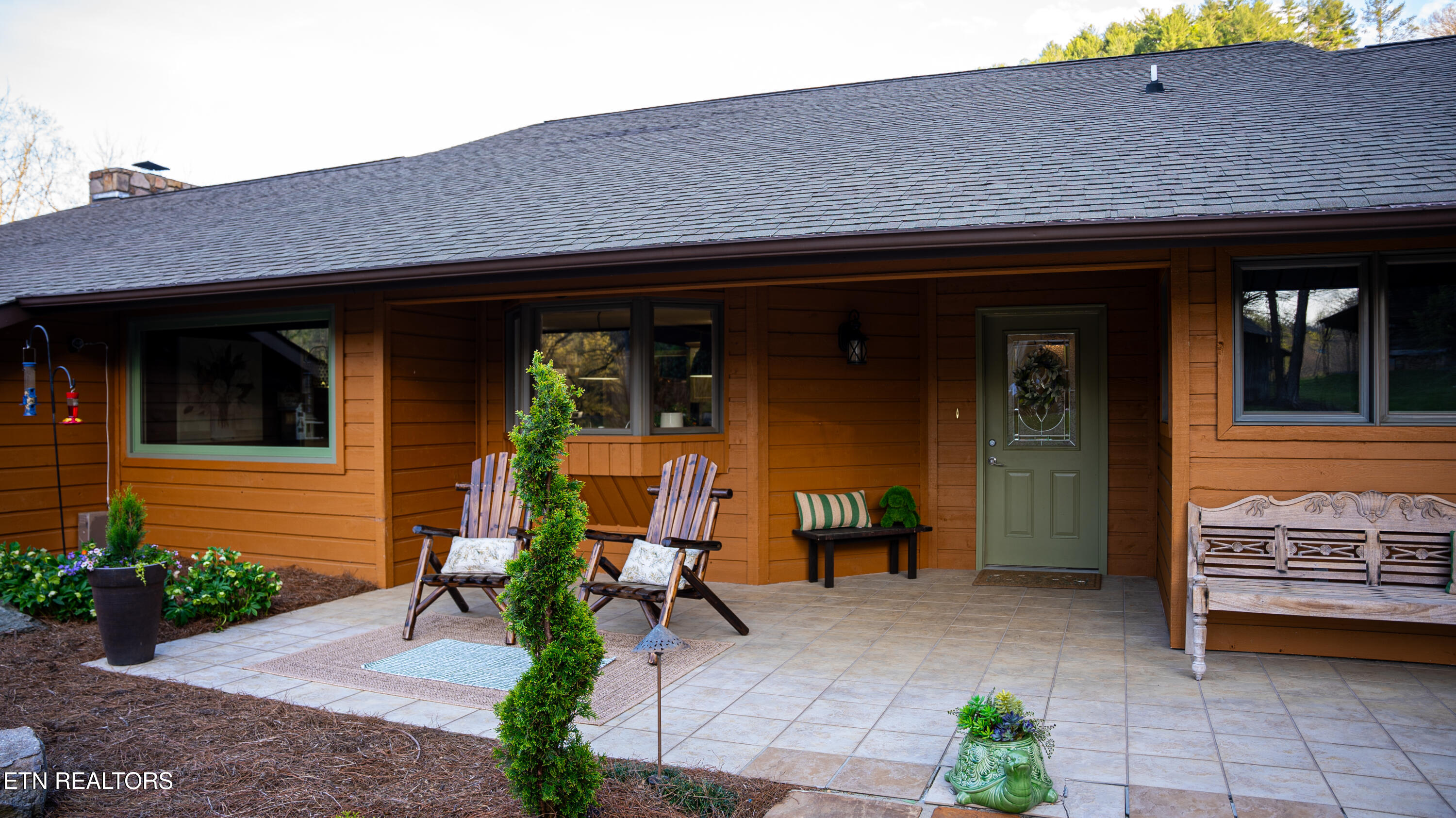 4242 Pearl Valley Road Sevierville TN 37876