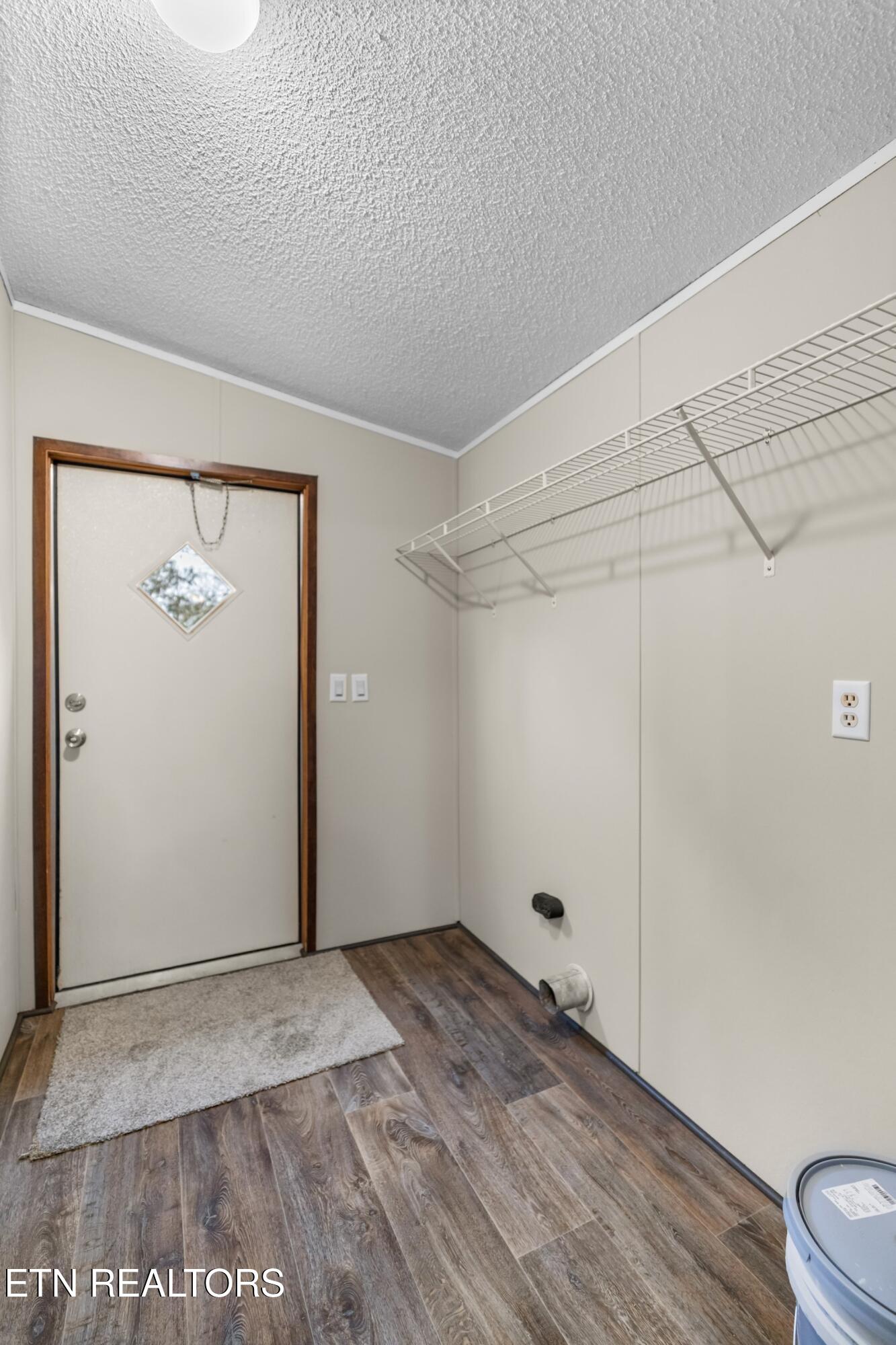 323 Oak Grove Lane Sharps Chapel TN 37866