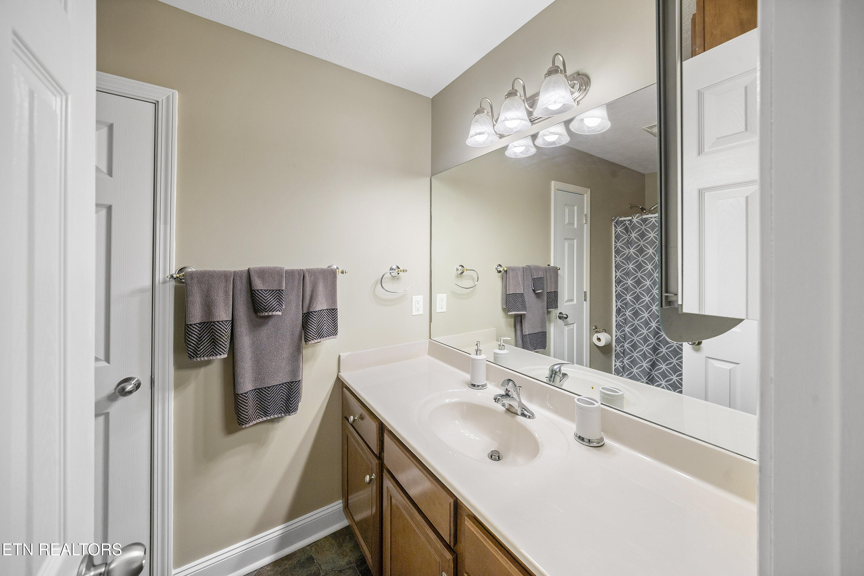 7731 Gilmore Lane Corryton TN 37721