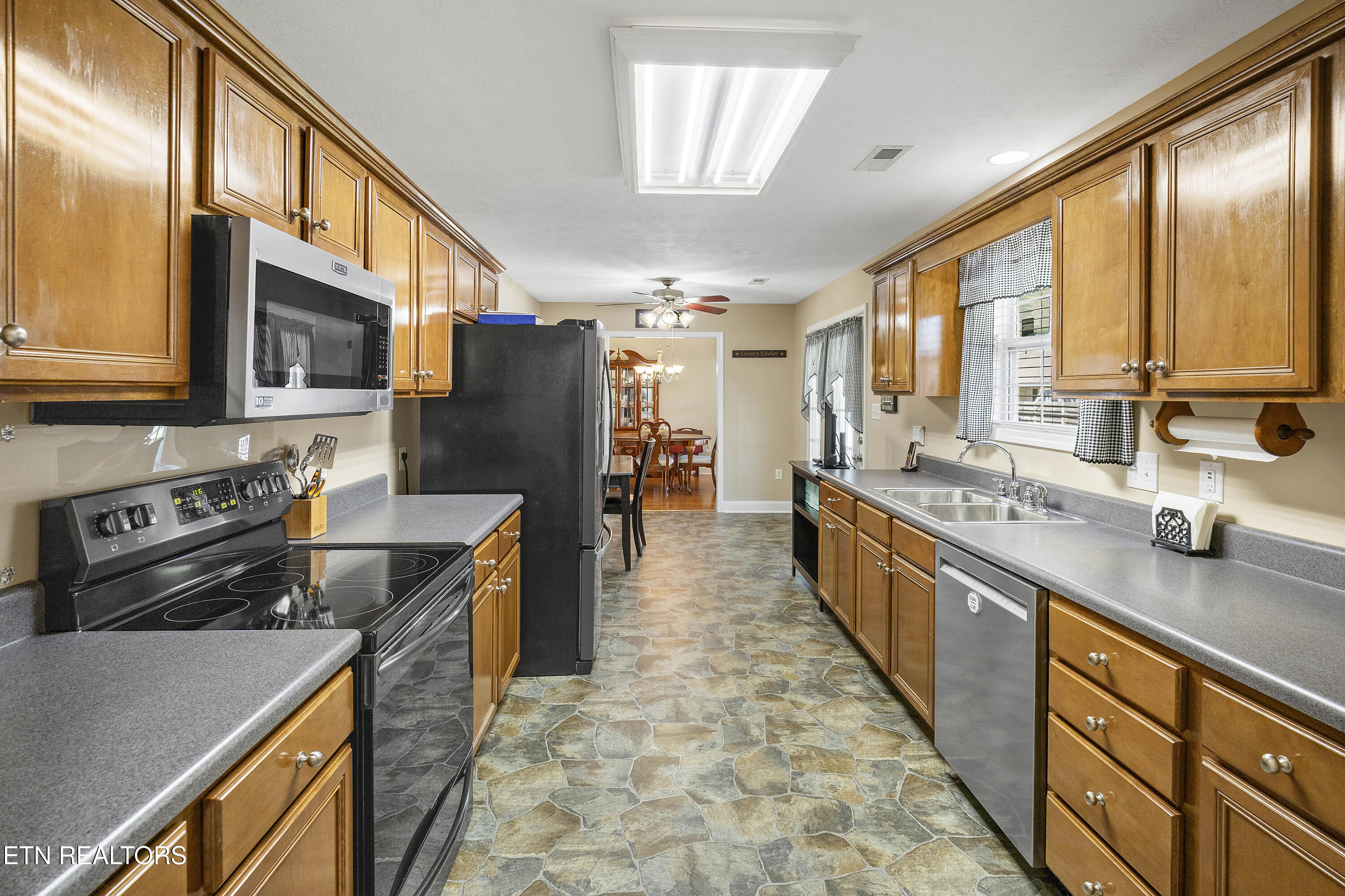7731 Gilmore Lane Corryton TN 37721