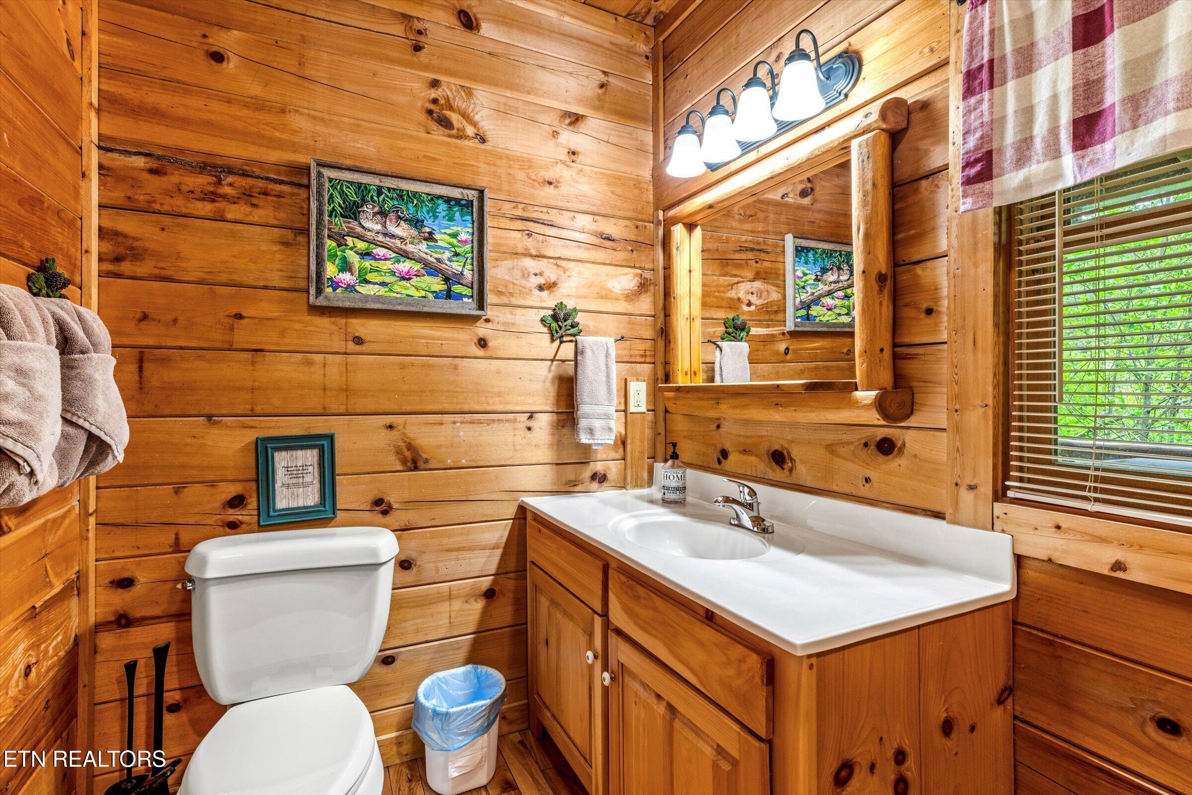 1712 Pulaski Lane Sevierville TN 37862