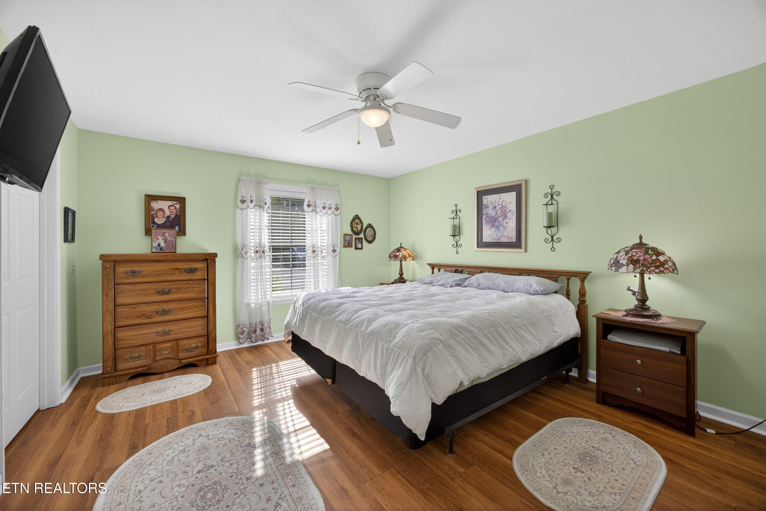 2403 N Pointe Cove Circle Cookeville TN 38506