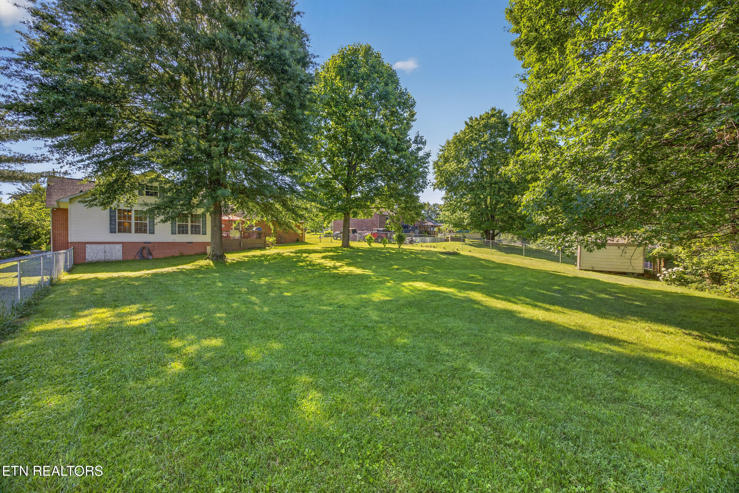 2403 N Pointe Cove Circle Cookeville TN 38506