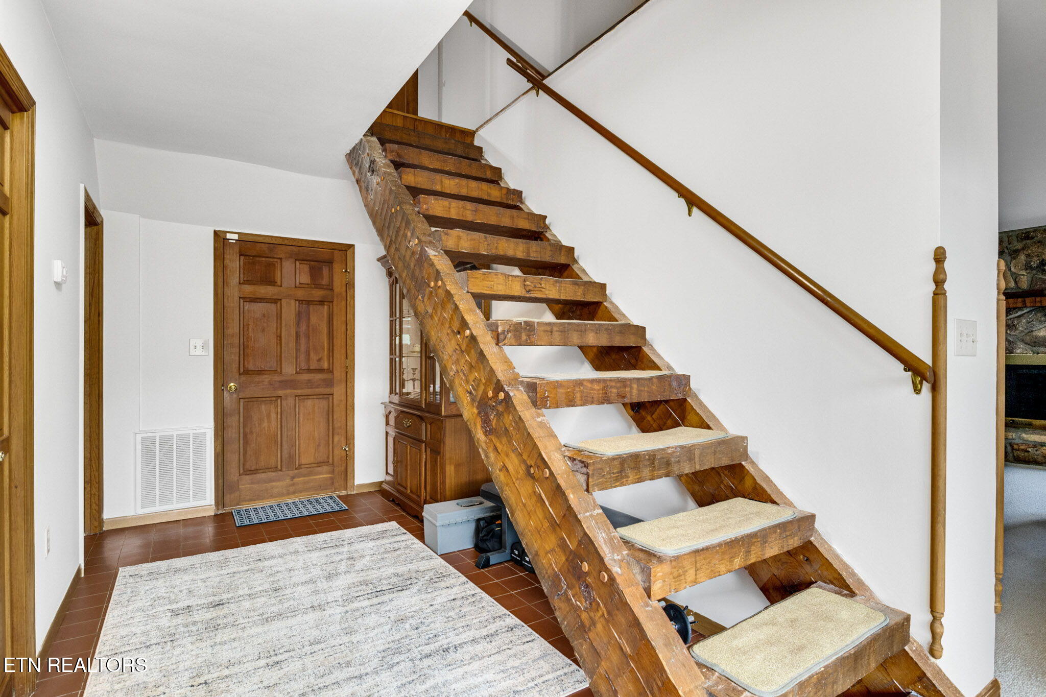 1750 Ambrose Lane Dandridge TN 37725