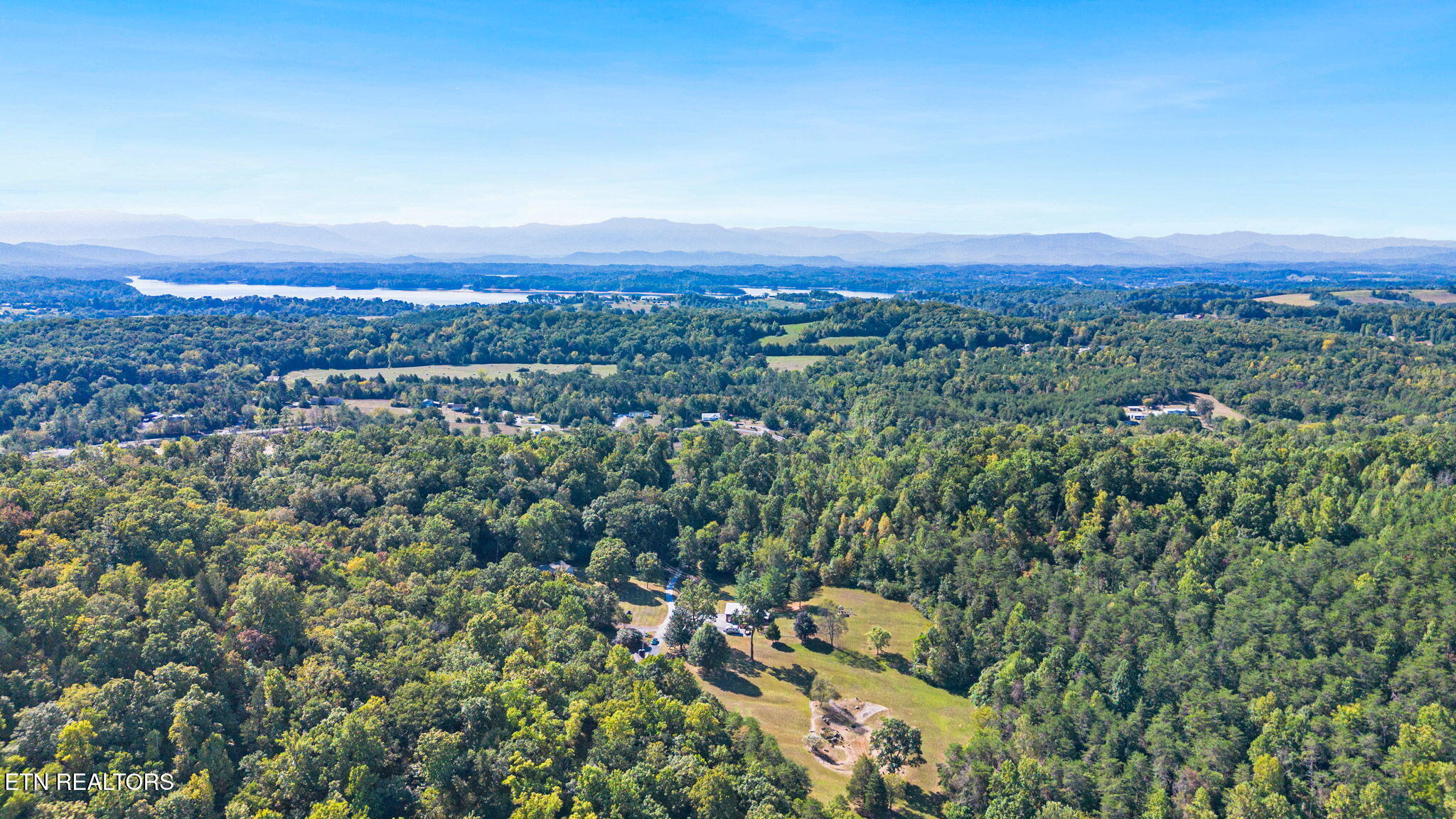 1750 Ambrose Lane Dandridge TN 37725