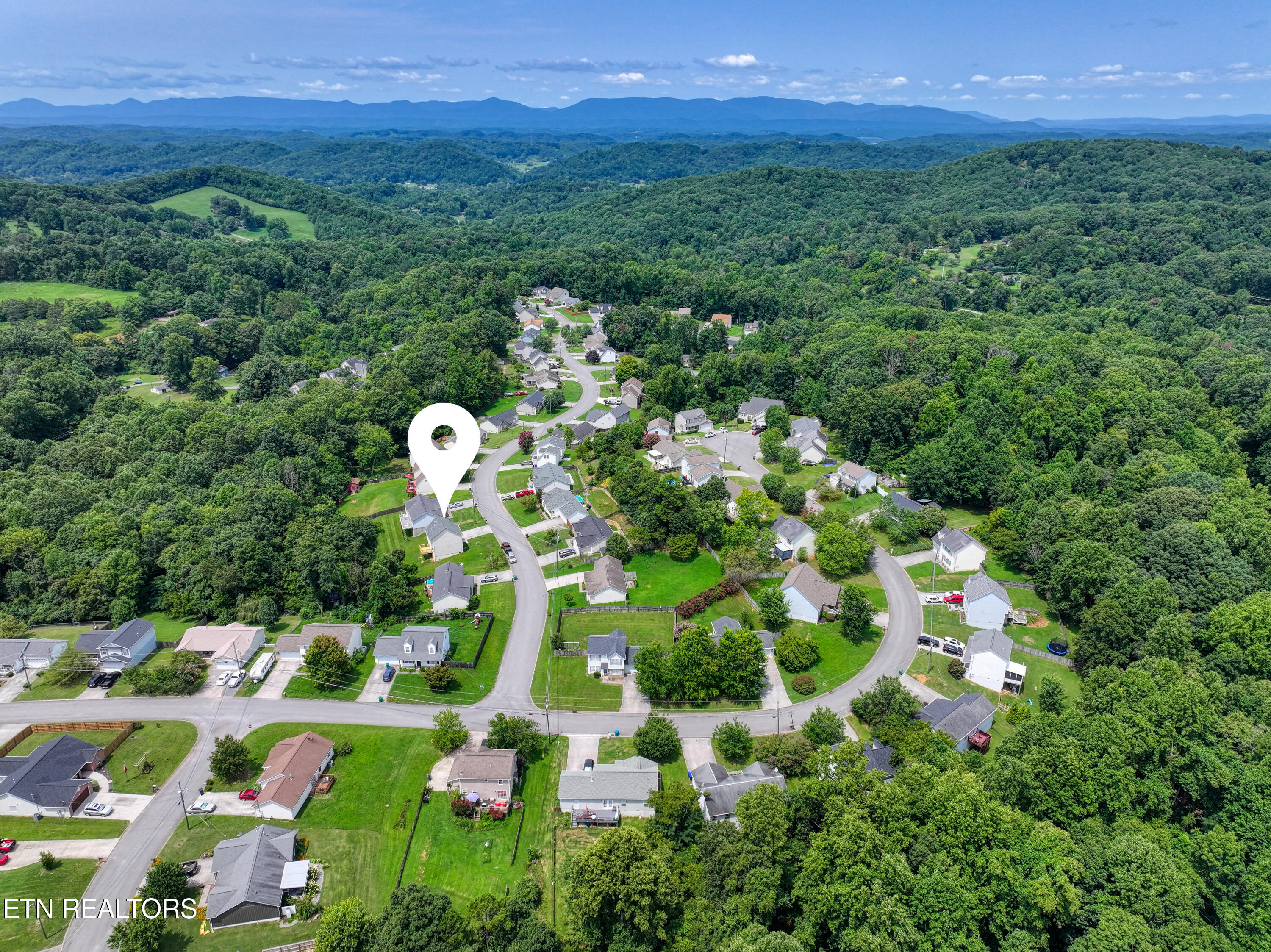 2210 Cripple Oak Lane Powell TN 37849