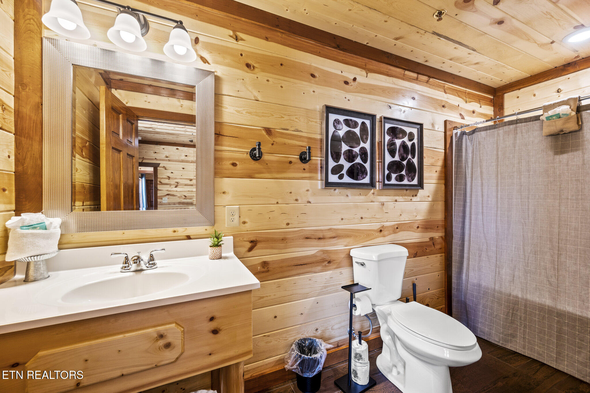 3303 Grace Way Sevierville TN 37876