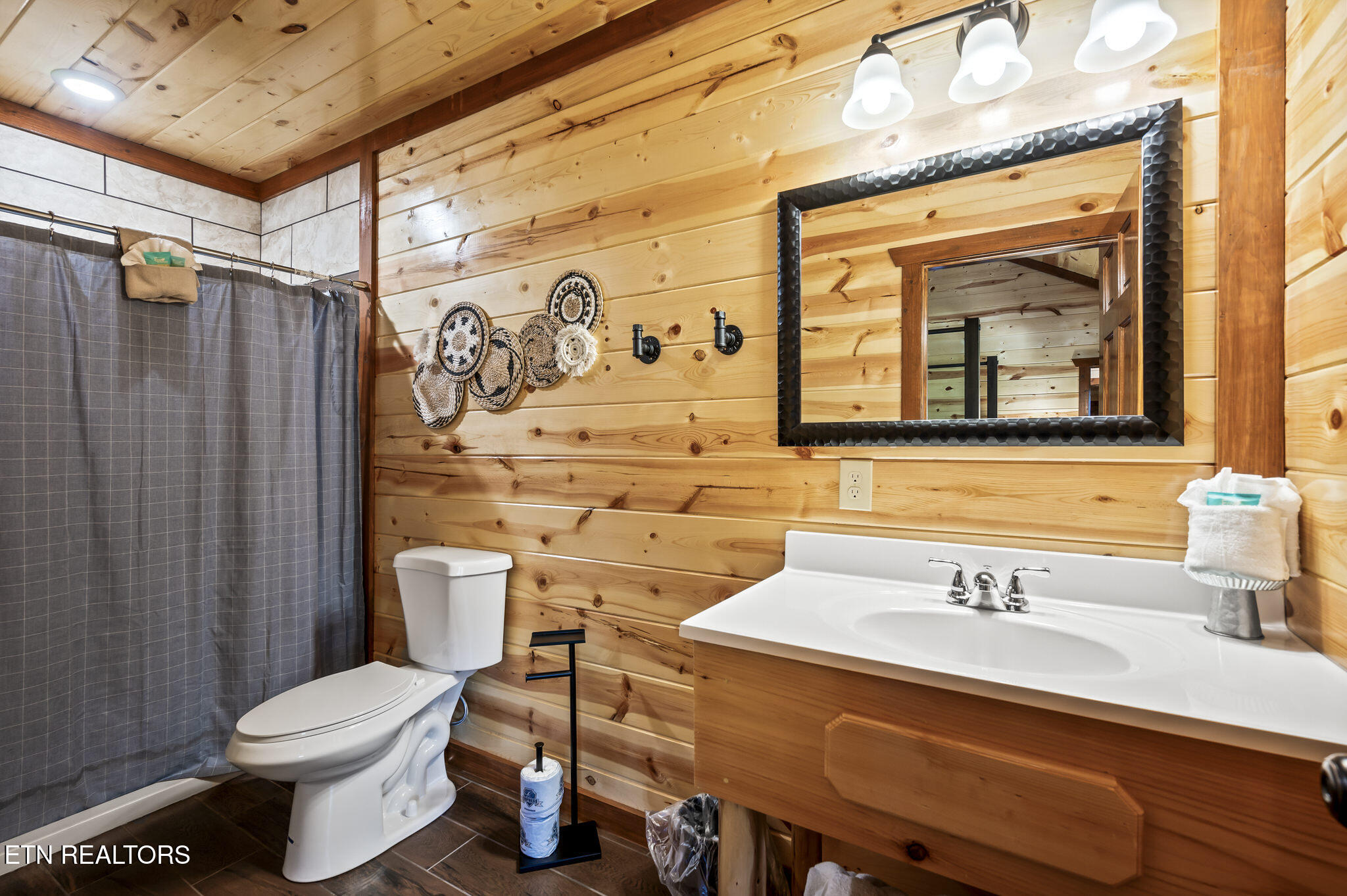 3303 Grace Way Sevierville TN 37876