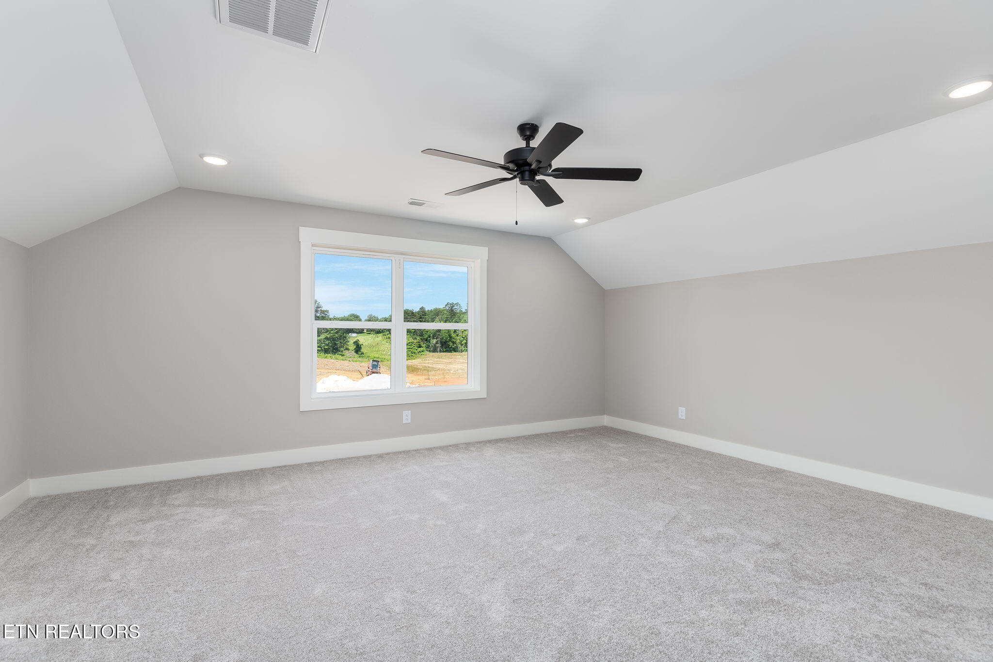 7153 Running Deer Road Knoxville TN 37920