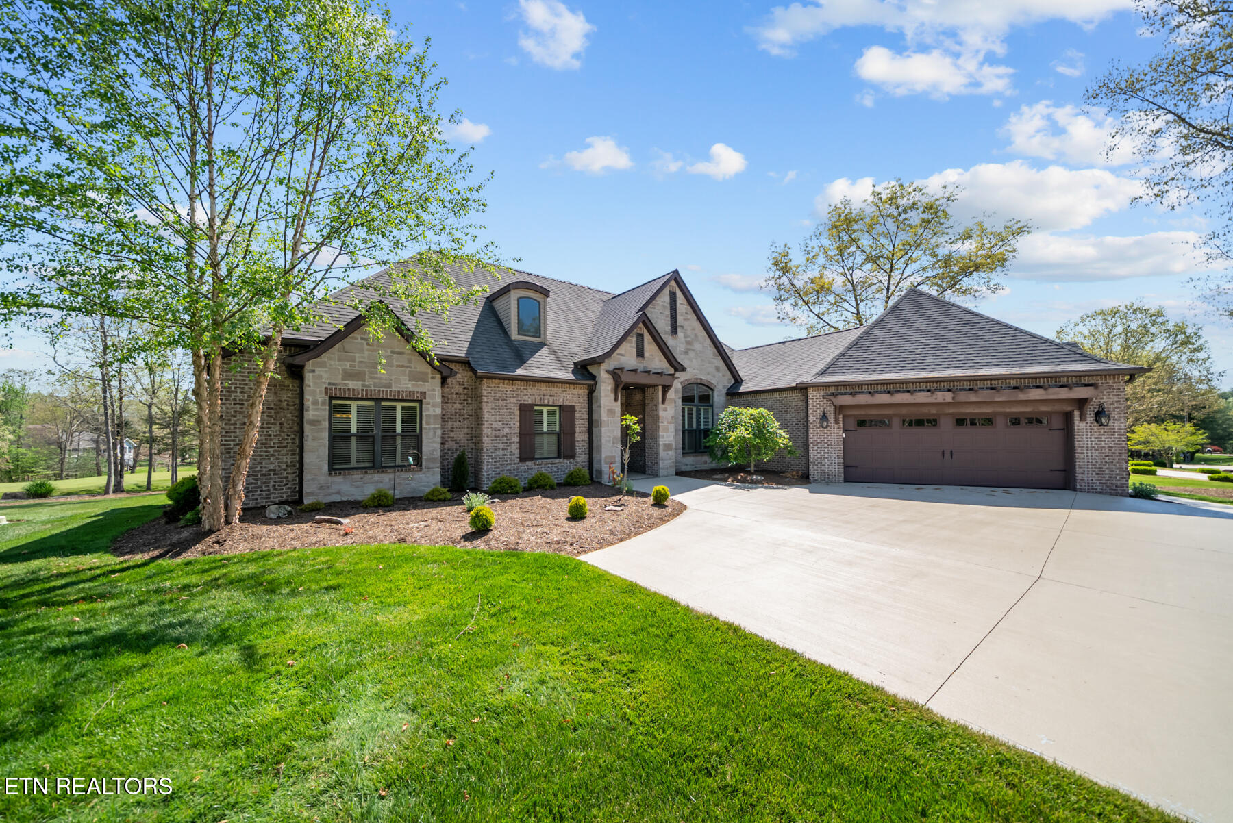 125 Minetta Drive Crossville TN 38558