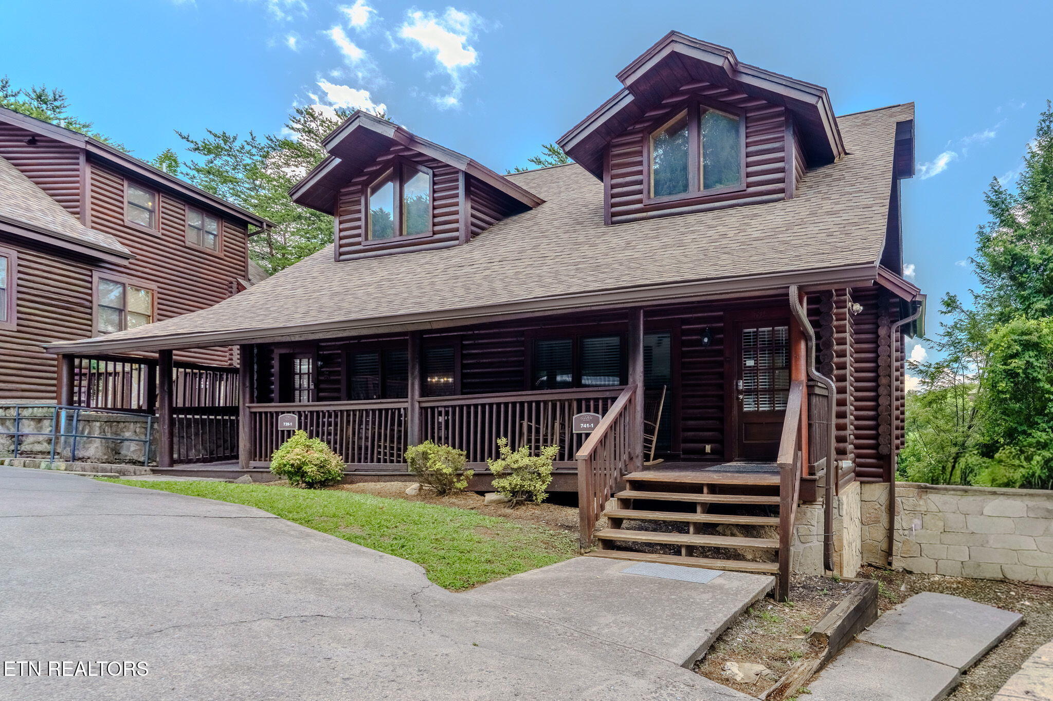 741 Golf View Boulevard Pigeon Forge TN 37863