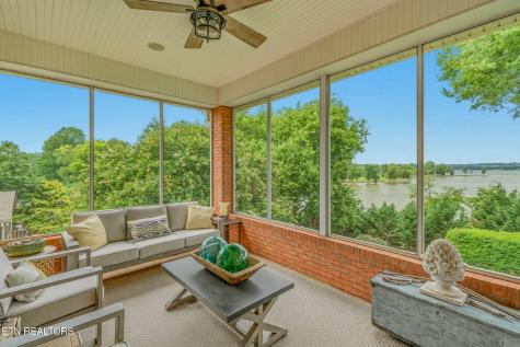 9627 Mariners Point Knoxville TN 37922