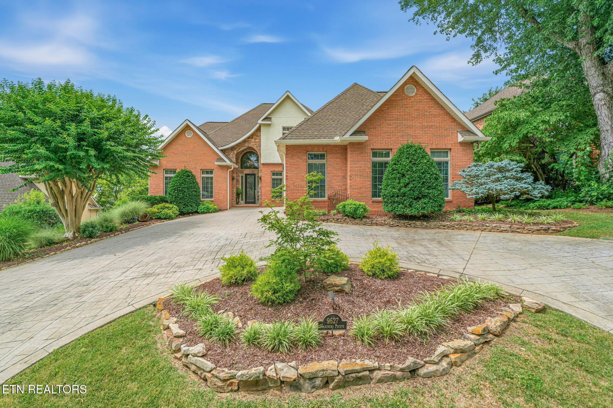 9627 Mariners Point Knoxville TN 37922