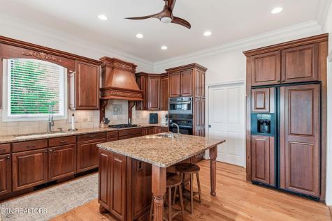 9627 Mariners Point Knoxville TN 37922