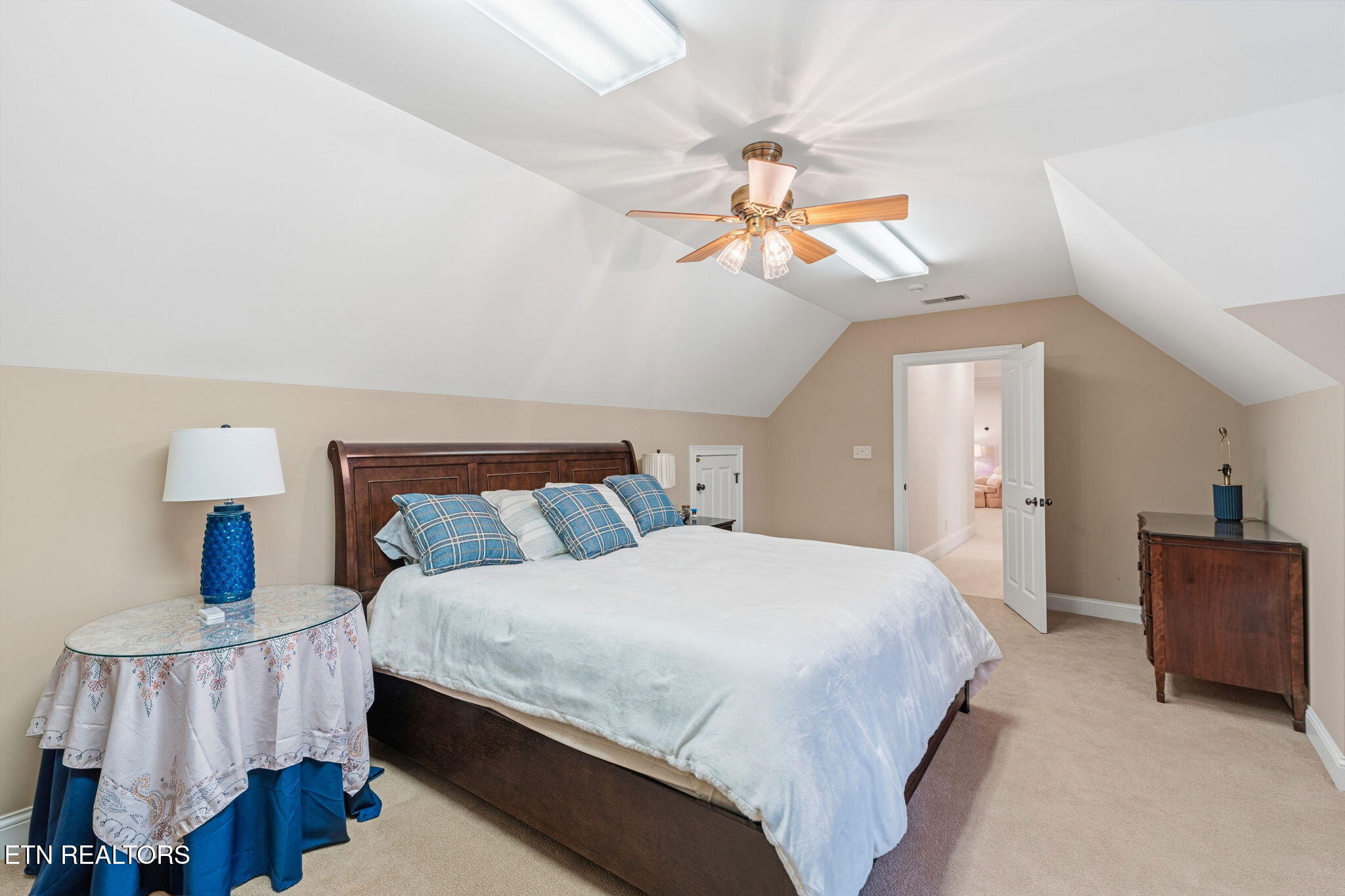 9627 Mariners Point Knoxville TN 37922