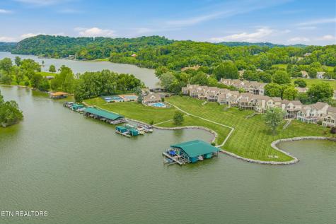 9627 Mariners Point Knoxville TN 37922