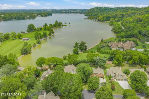 9627 Mariners Point Knoxville TN 37922