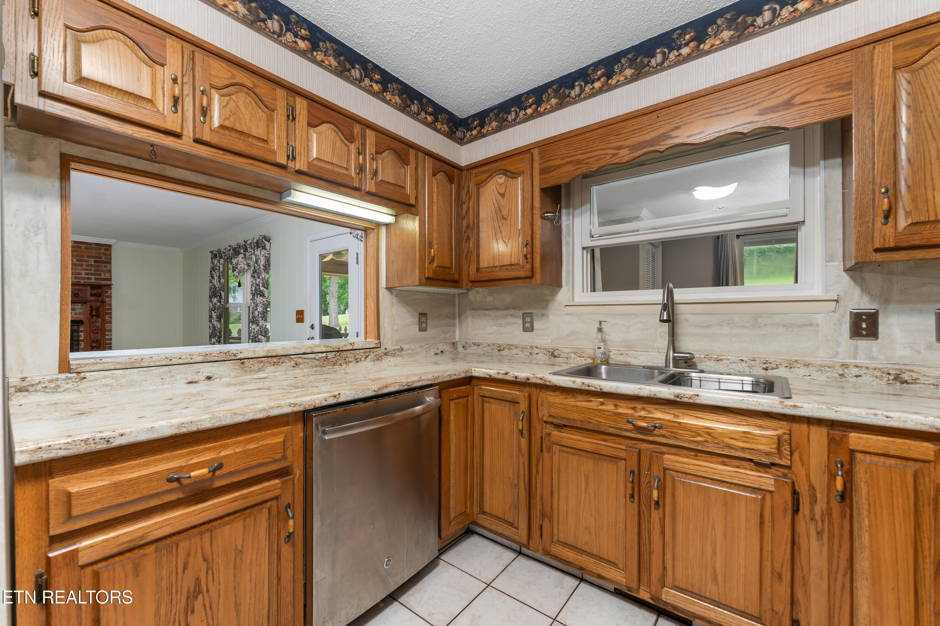 6848 Ivanwood Drive Hixson TN 37343