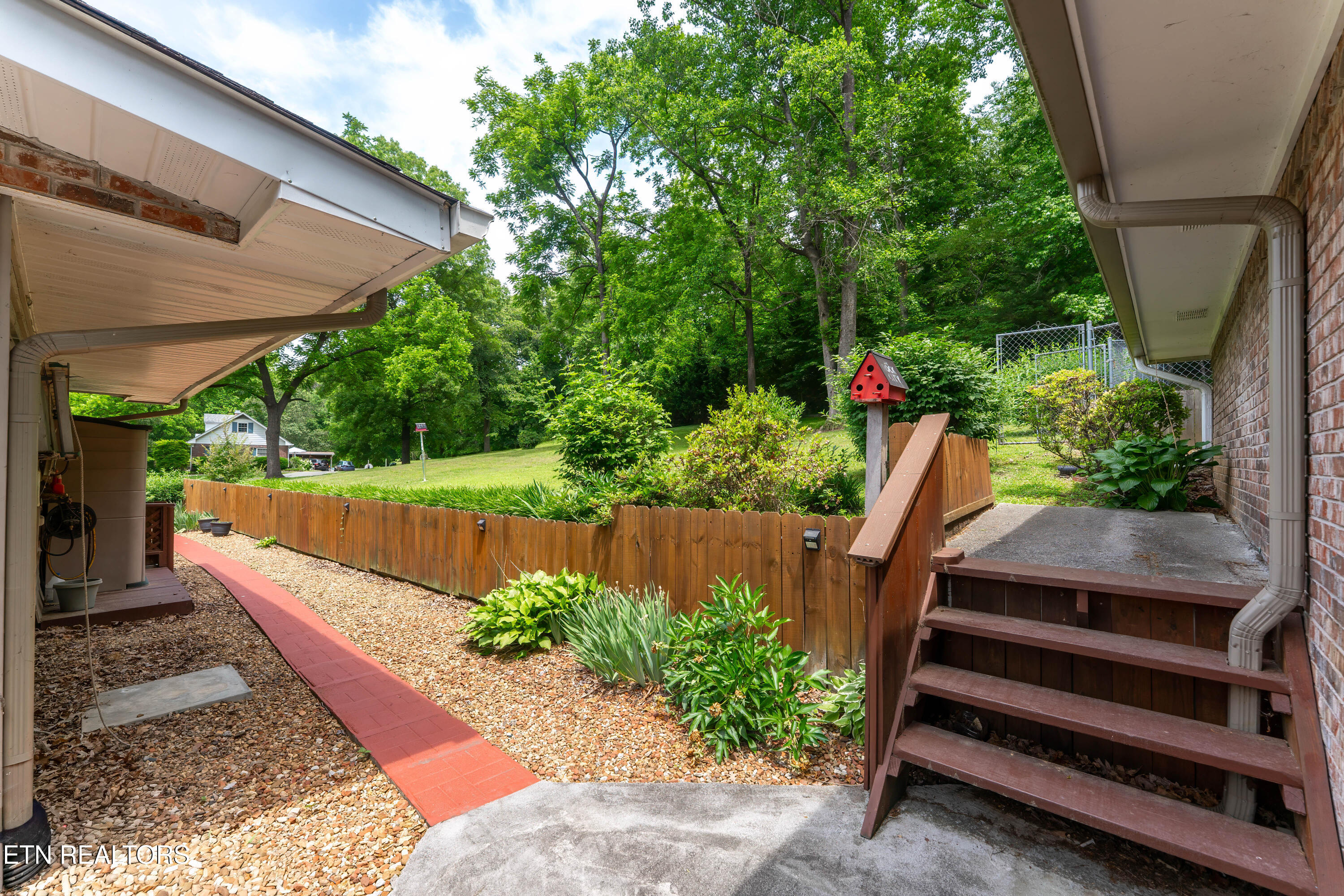 6848 Ivanwood Drive Hixson TN 37343