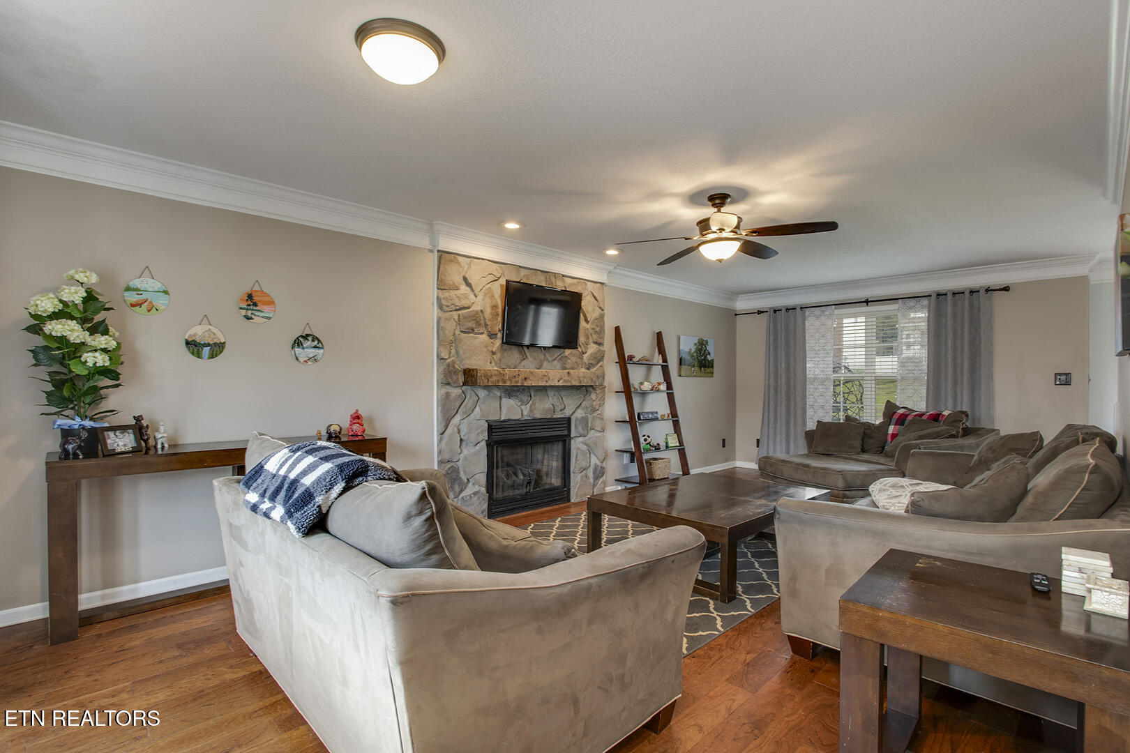 2114 Blue Sage Lane Knoxville TN 37924