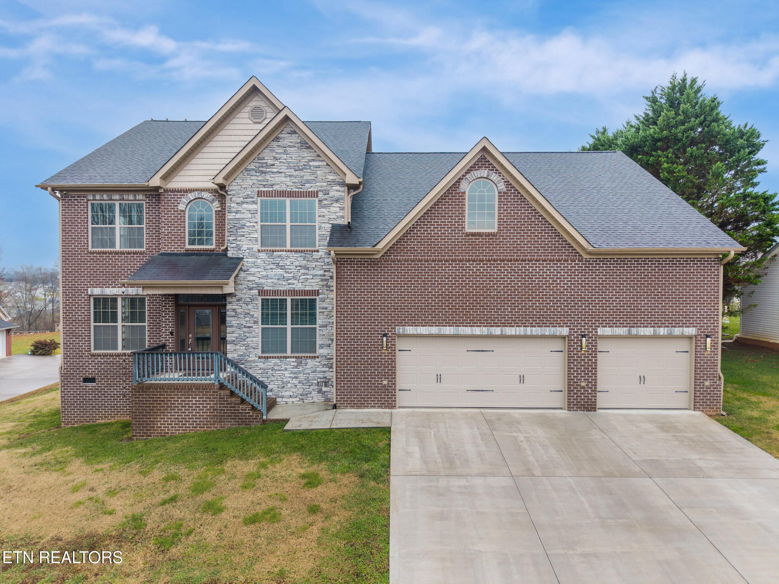 3416 Roy Avenue Maryville TN 37804