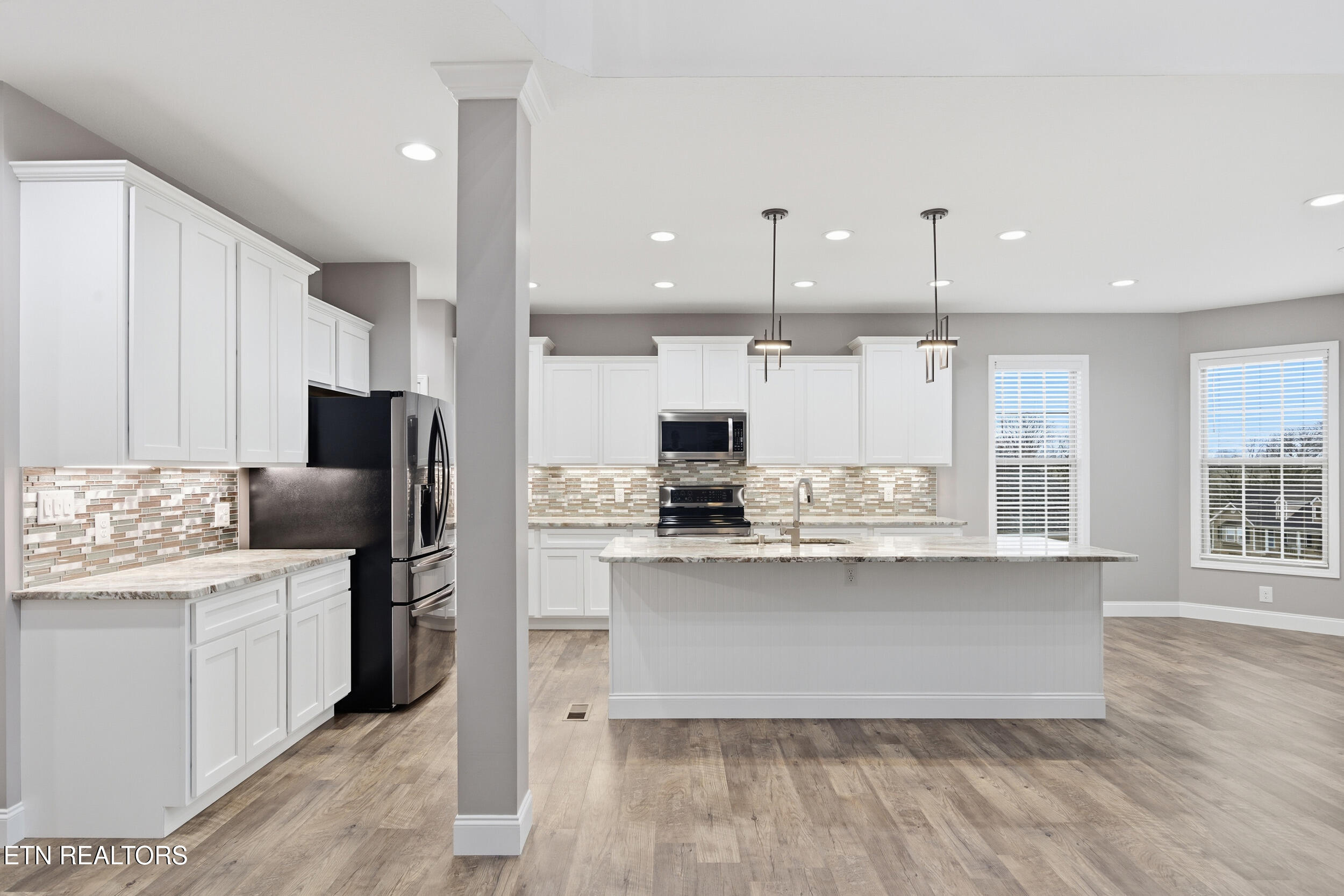 3416 Roy Avenue Maryville TN 37804