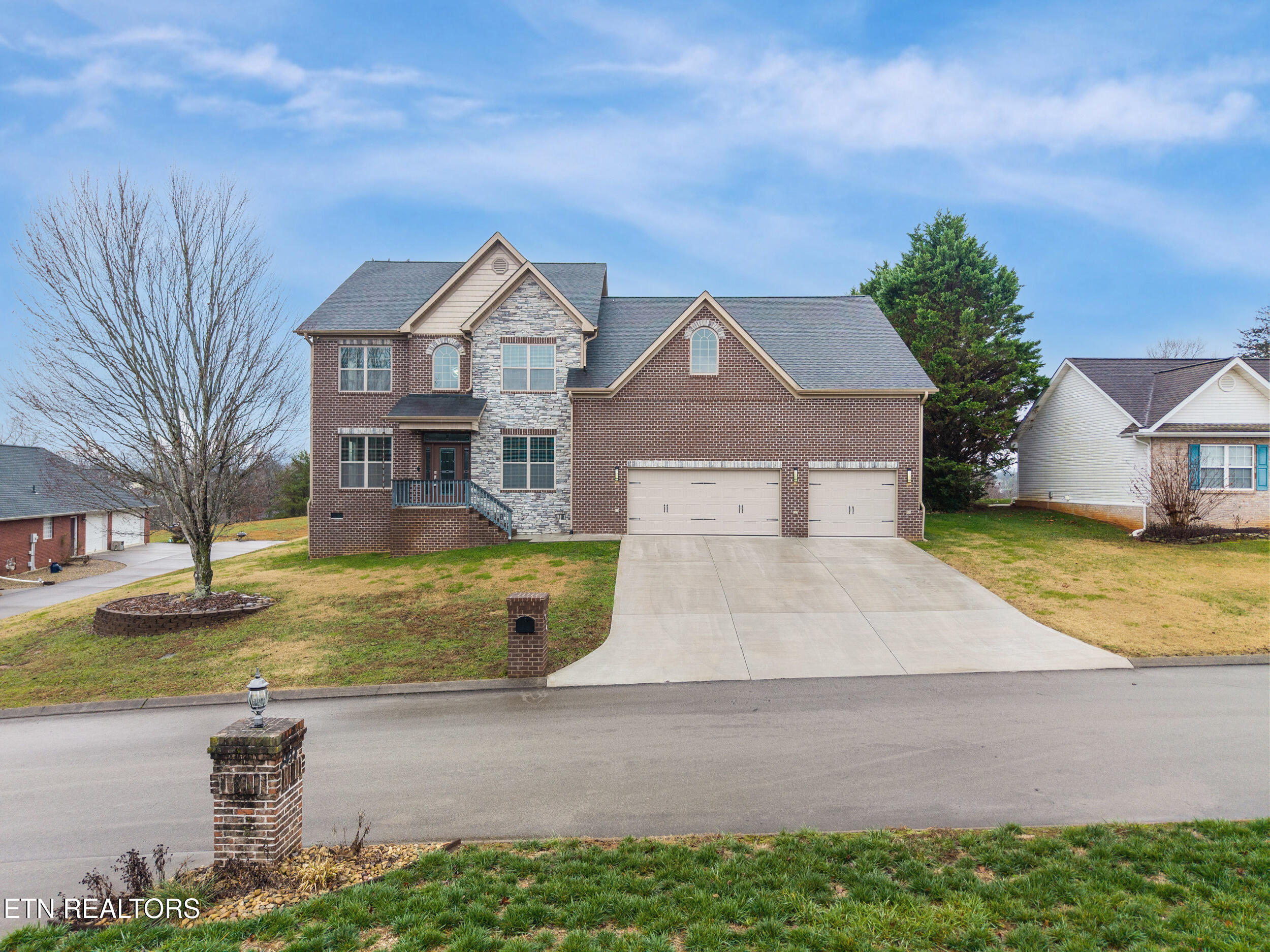 3416 Roy Avenue Maryville TN 37804