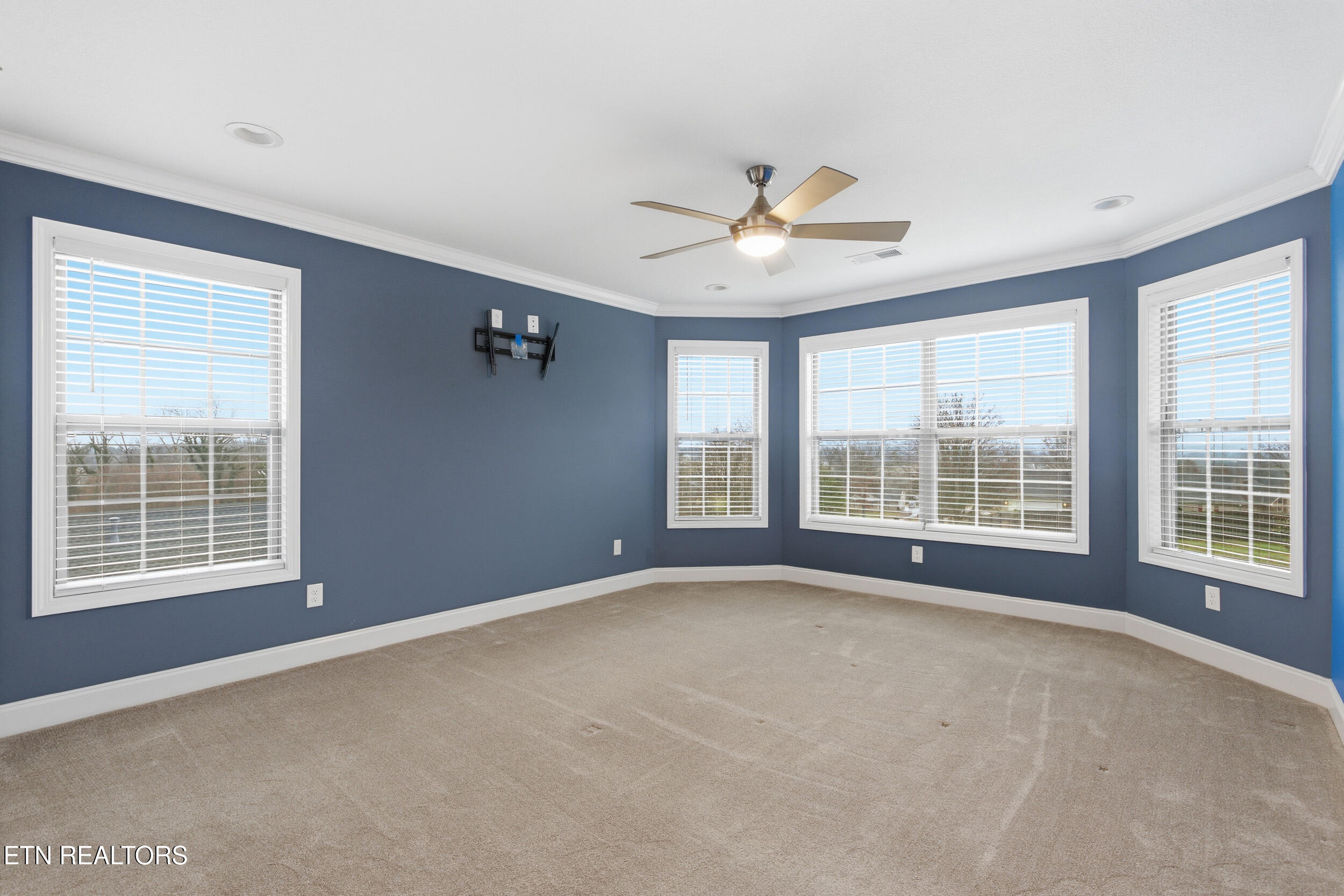 3416 Roy Avenue Maryville TN 37804