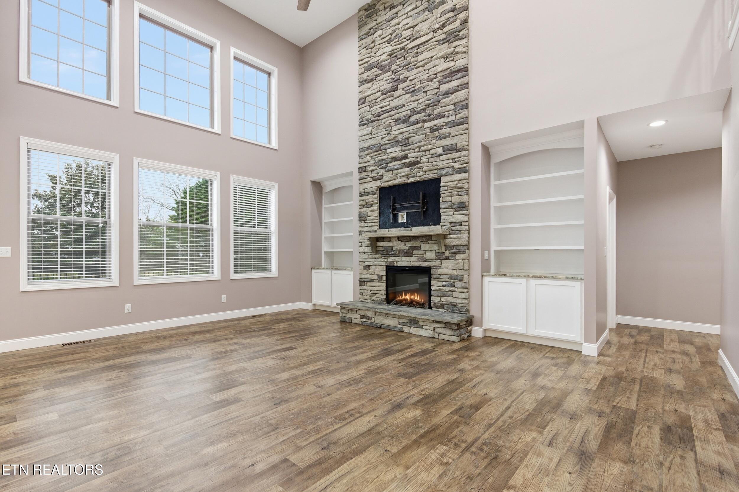 3416 Roy Avenue Maryville TN 37804