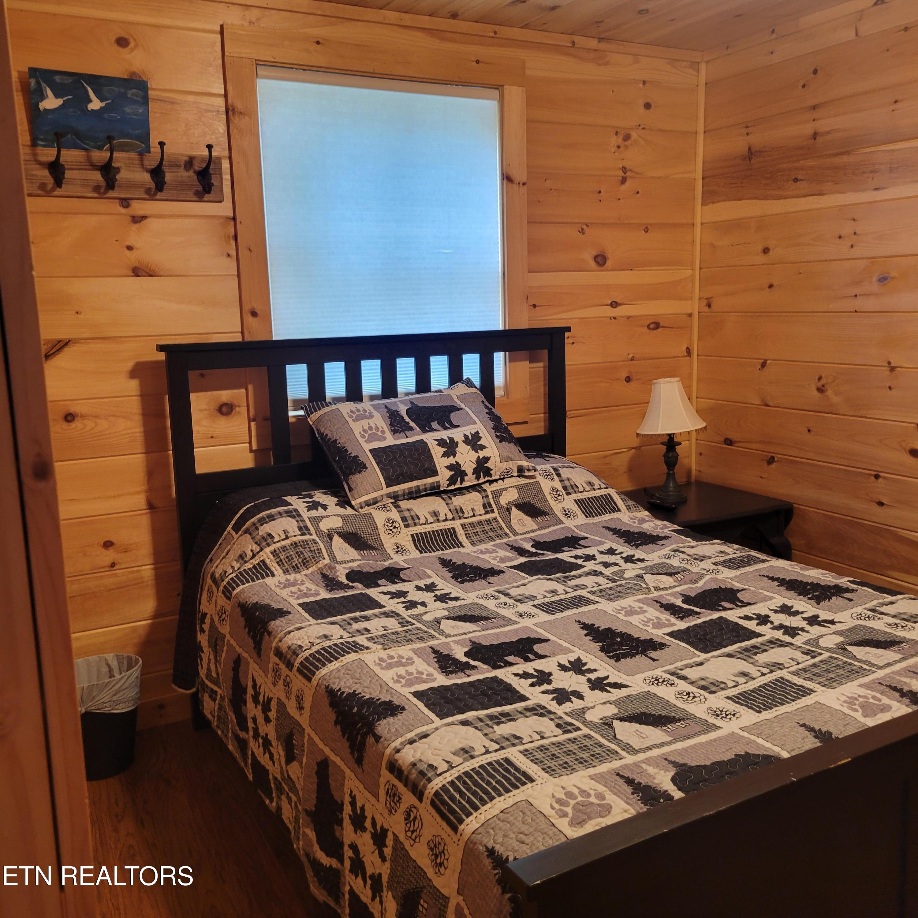 1633 Tucson Trail Dandridge TN 37725