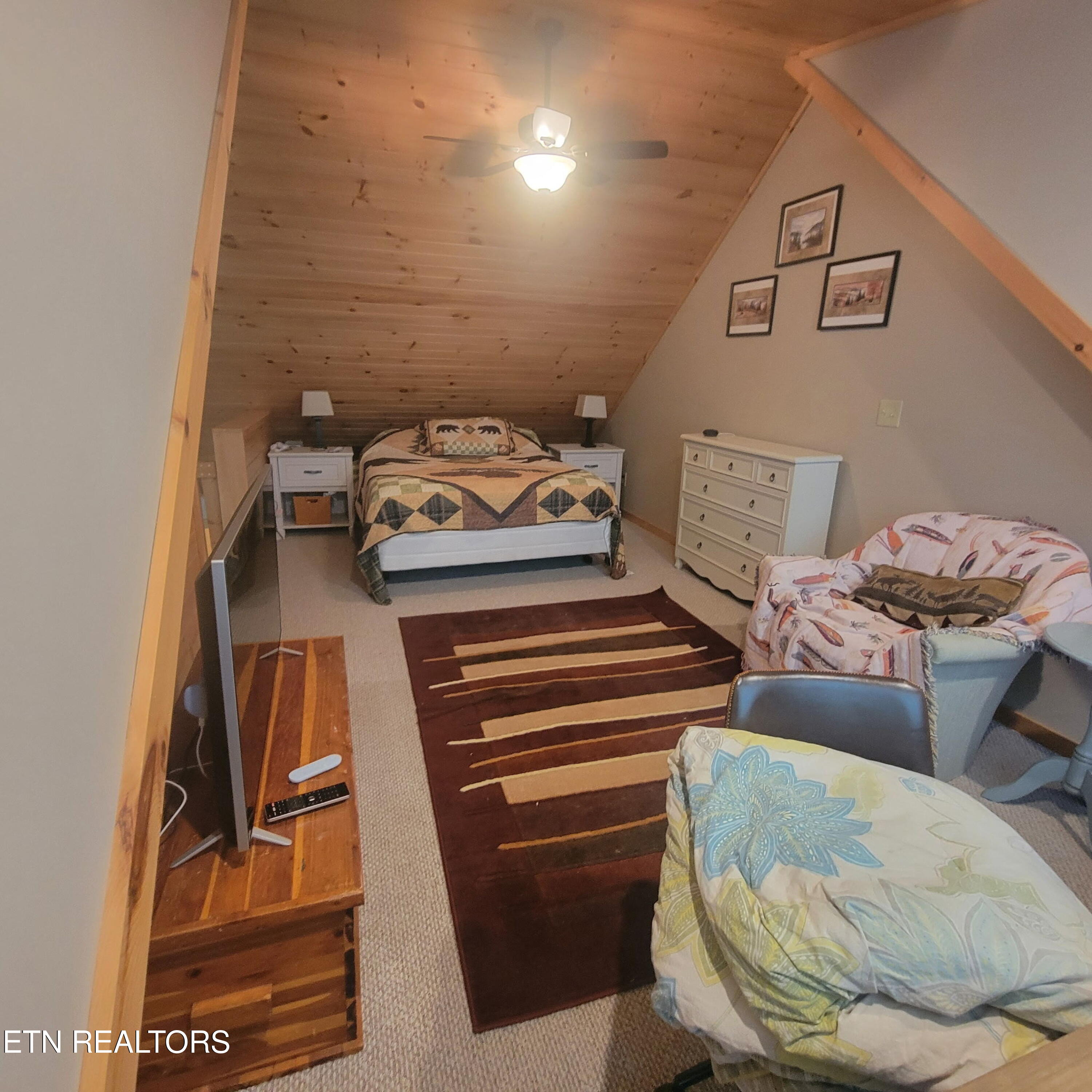 1633 Tucson Trail Dandridge TN 37725