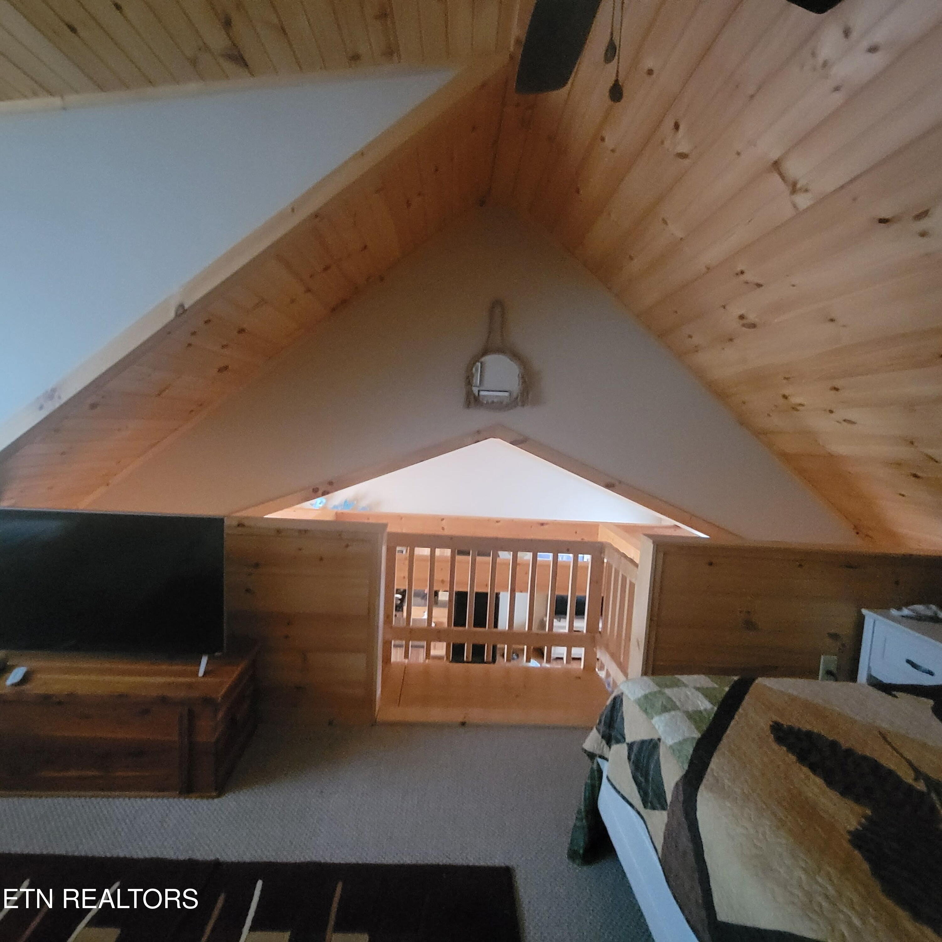 1633 Tucson Trail Dandridge TN 37725