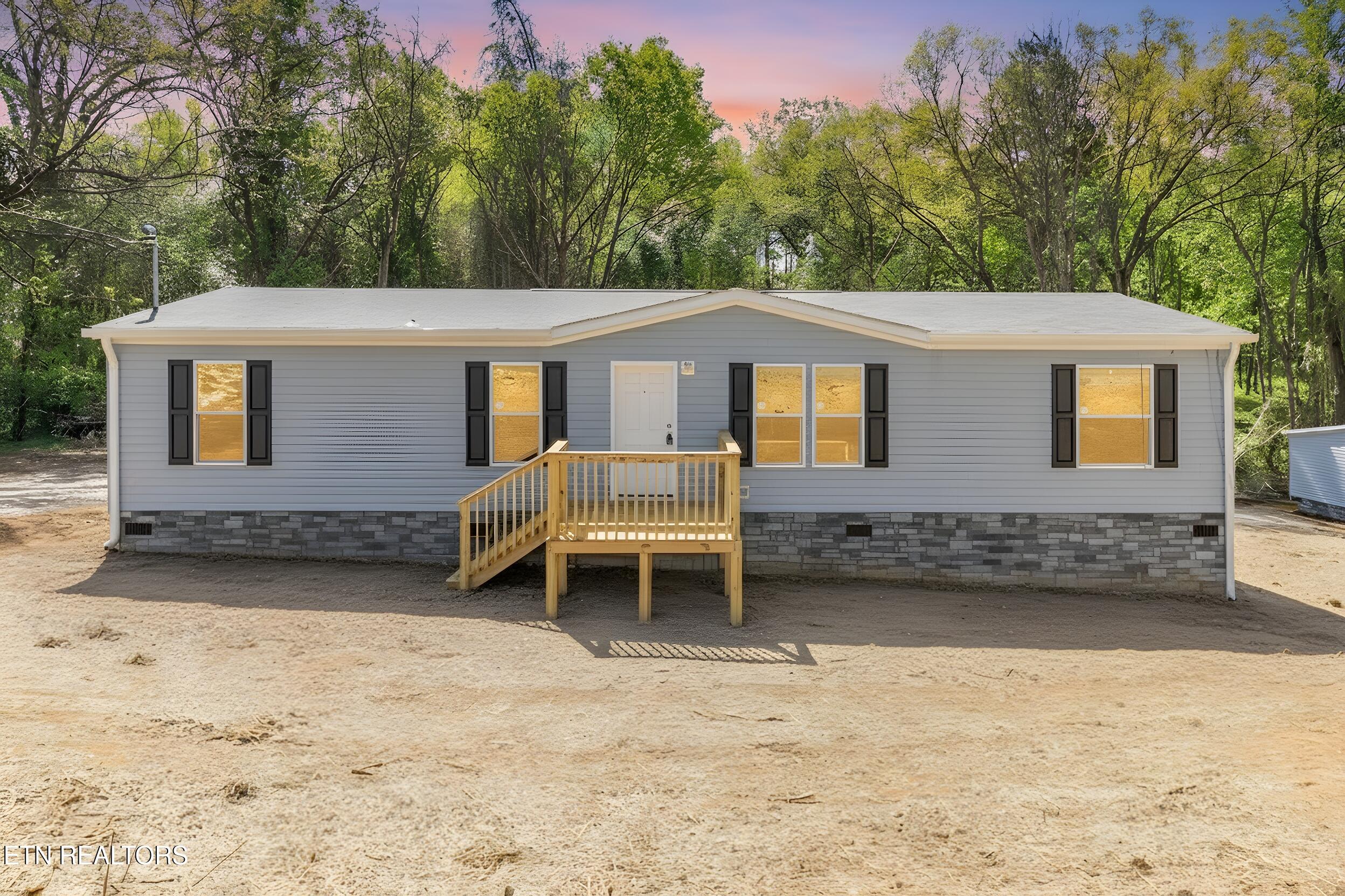 517 Smokey Drive Loudon TN 37774