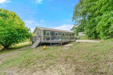 1224 Mountain View Circle Etowah TN 37331