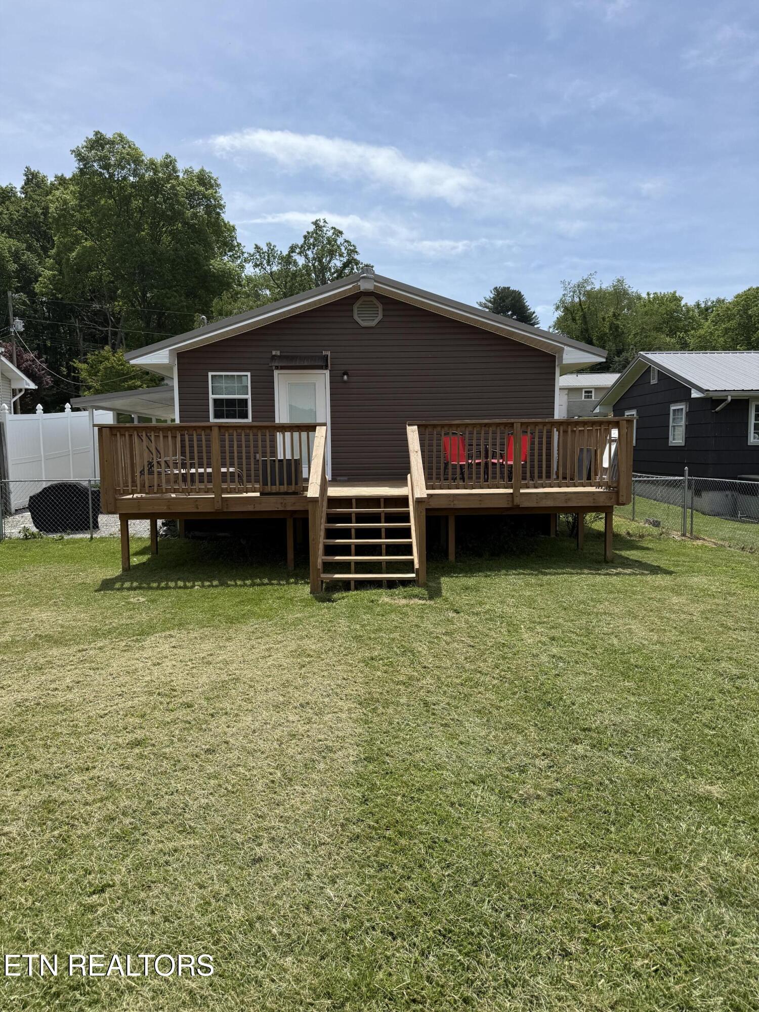 321 Coleman Street Harrogate TN 37752