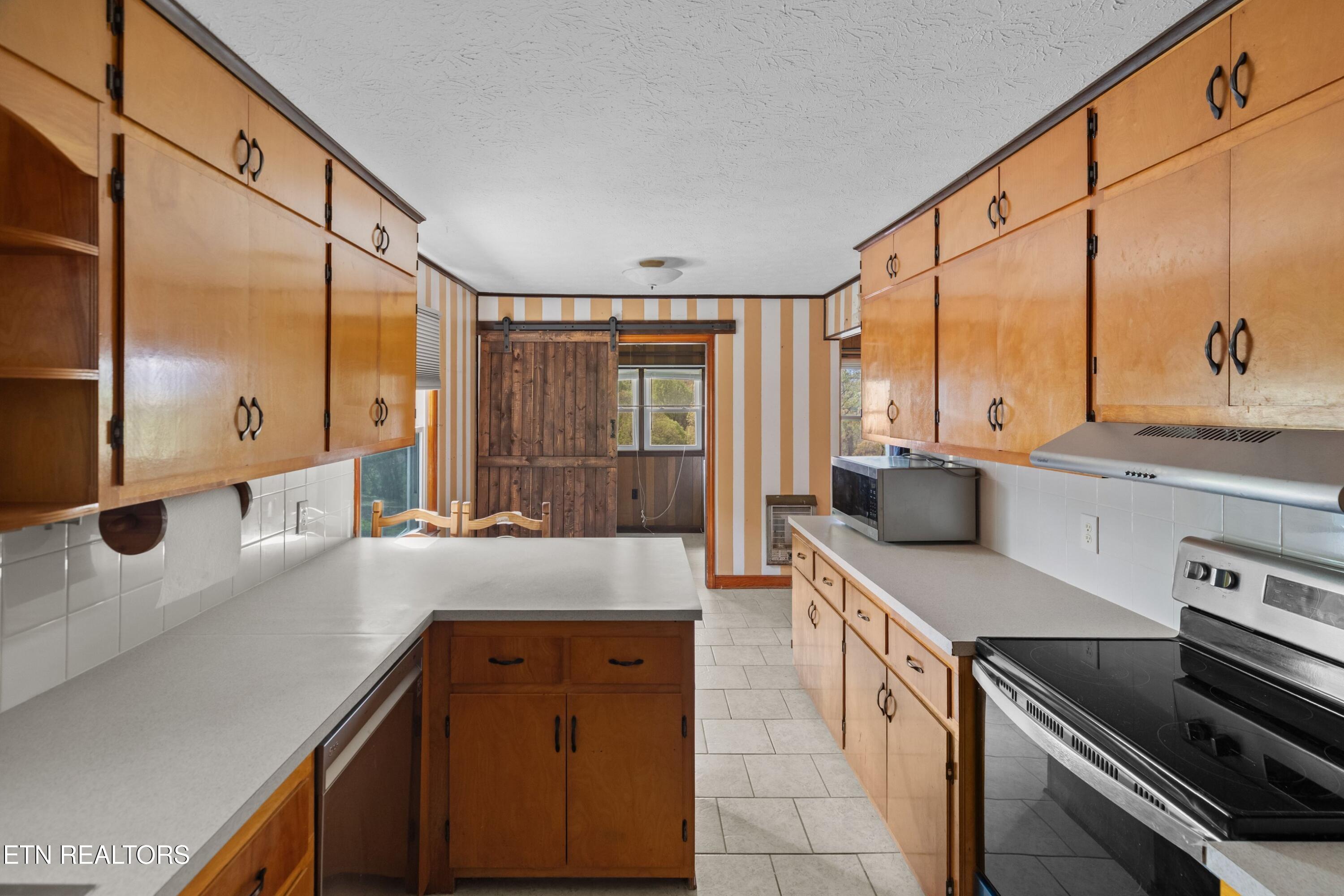 325 Mullins Street Kingsport TN 37665