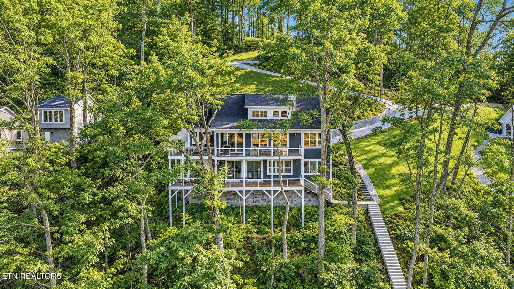 1765 Cove Pointe Road Lafollette TN 37766