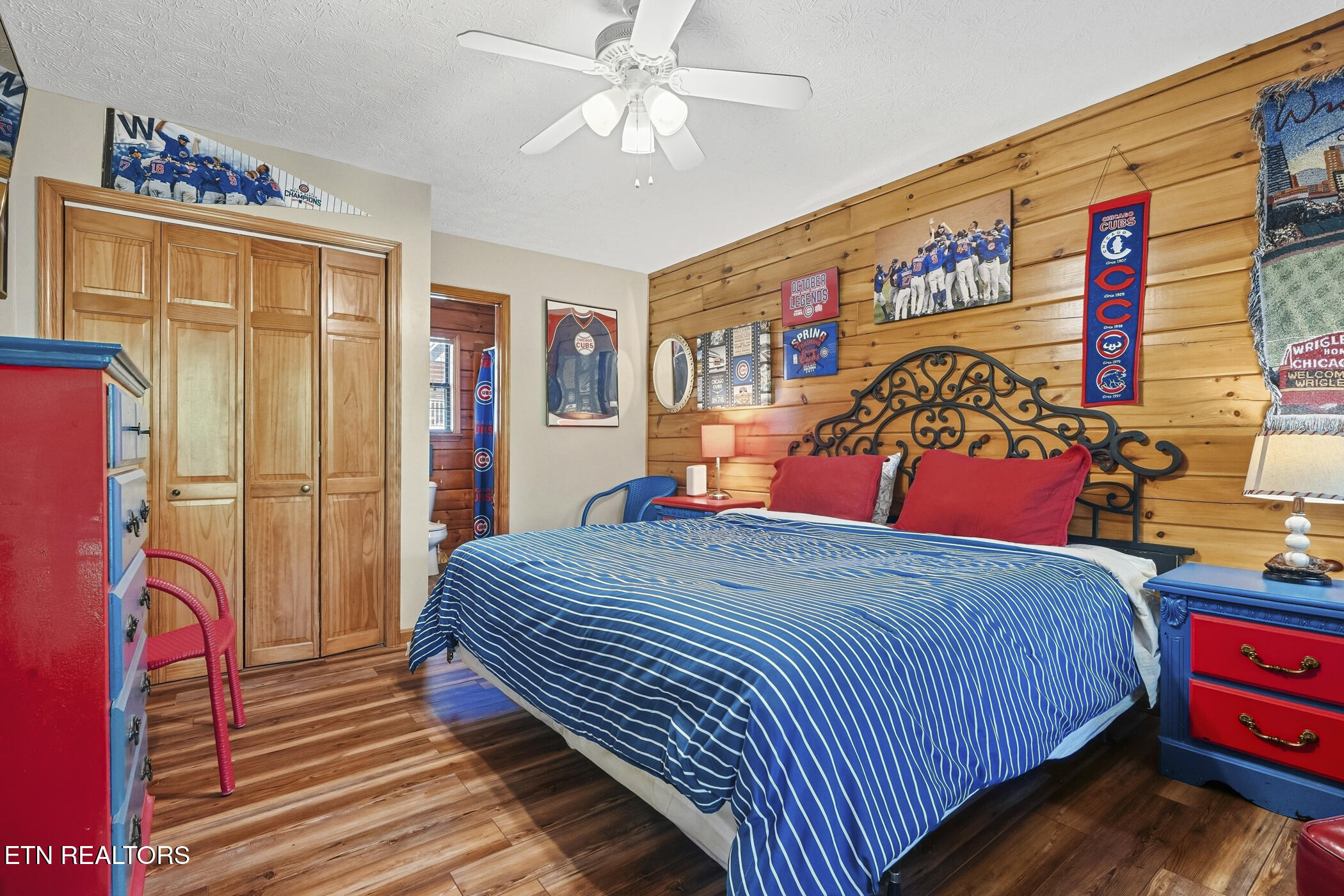 1660 Raccoon Den Way Sevierville TN 37862