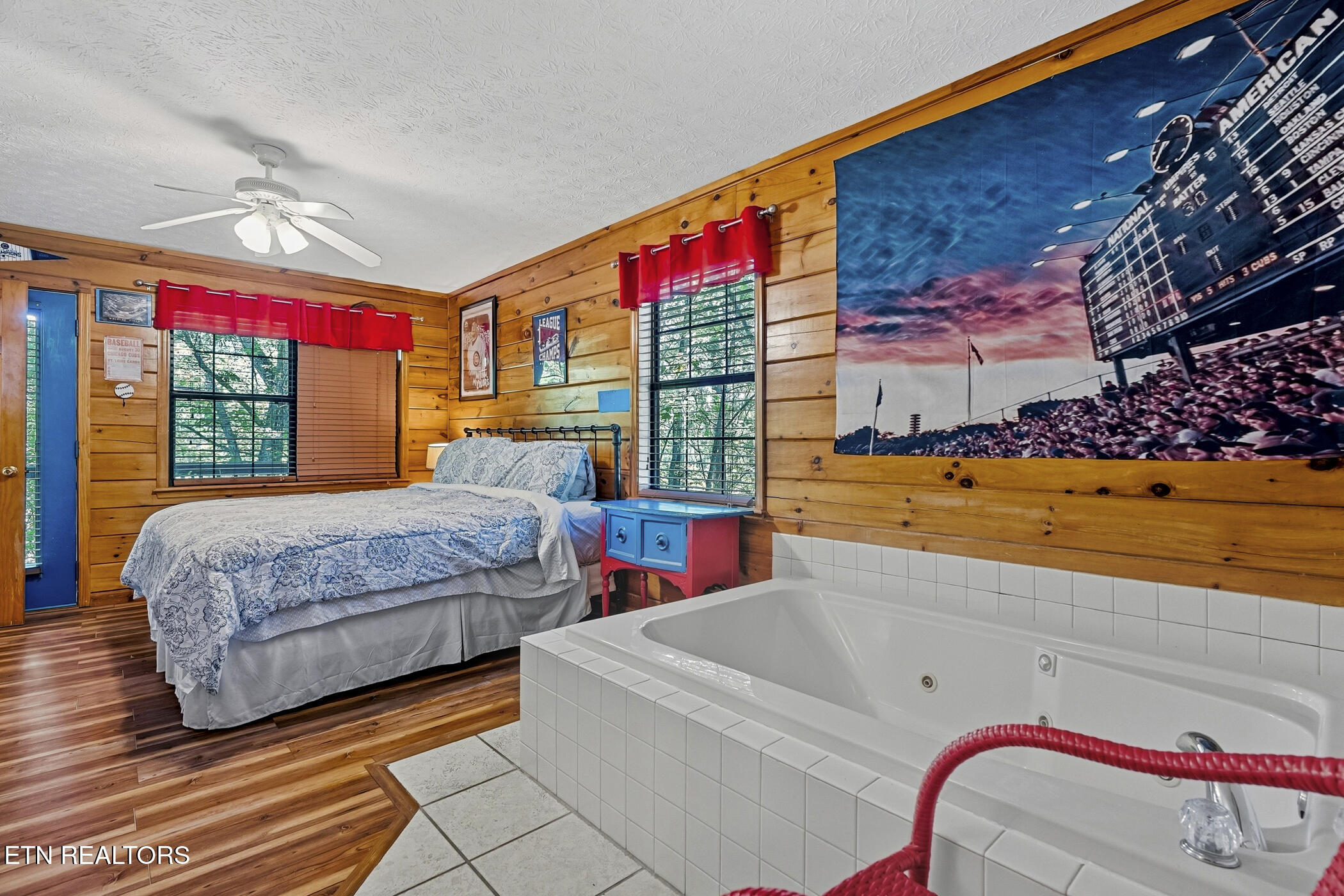 1660 Raccoon Den Way Sevierville TN 37862