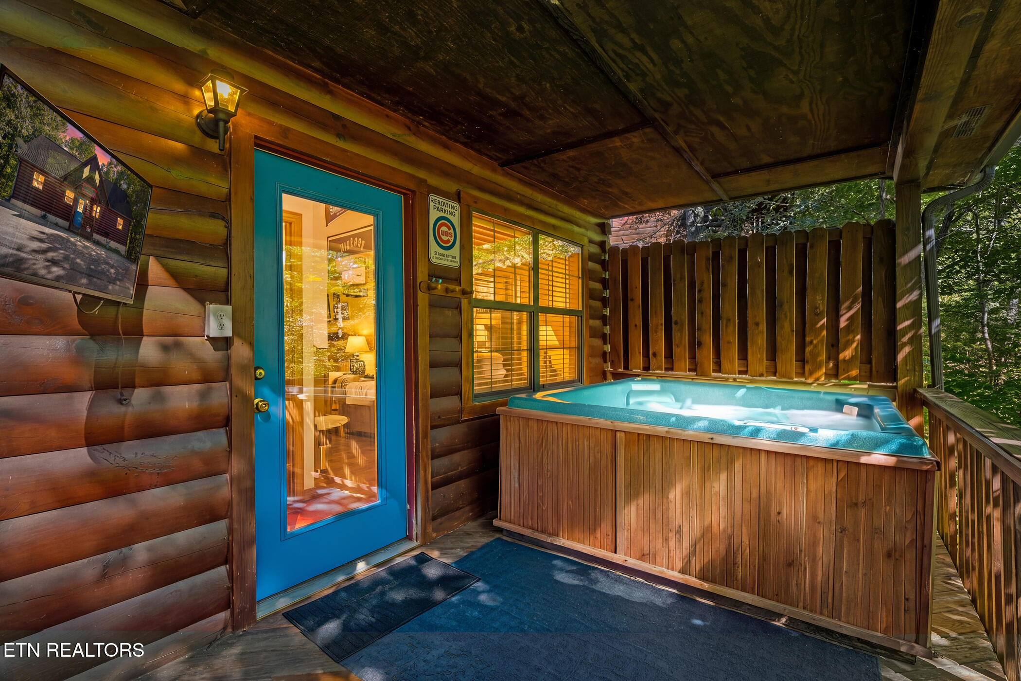 1660 Raccoon Den Way Sevierville TN 37862