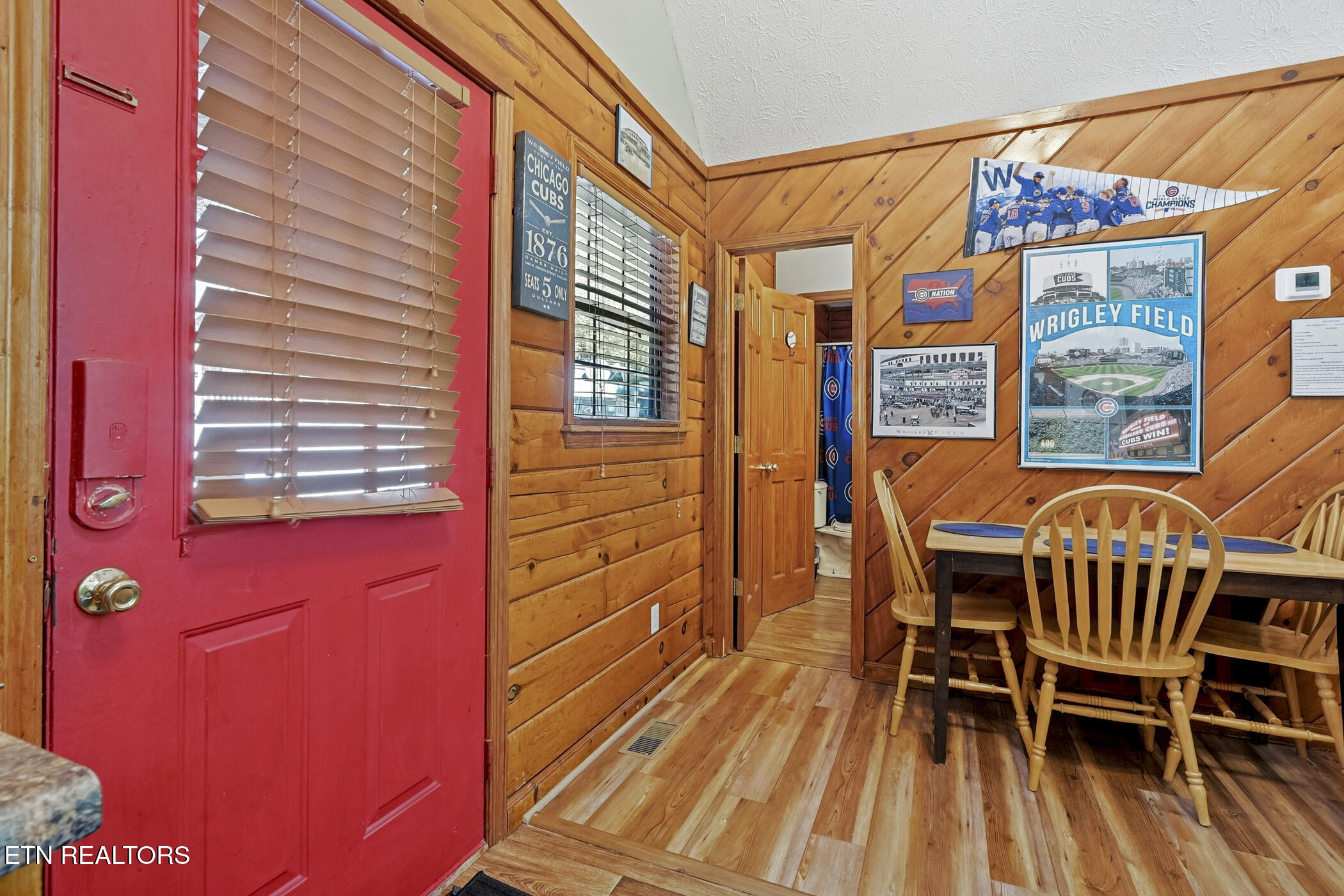 1660 Raccoon Den Way Sevierville TN 37862