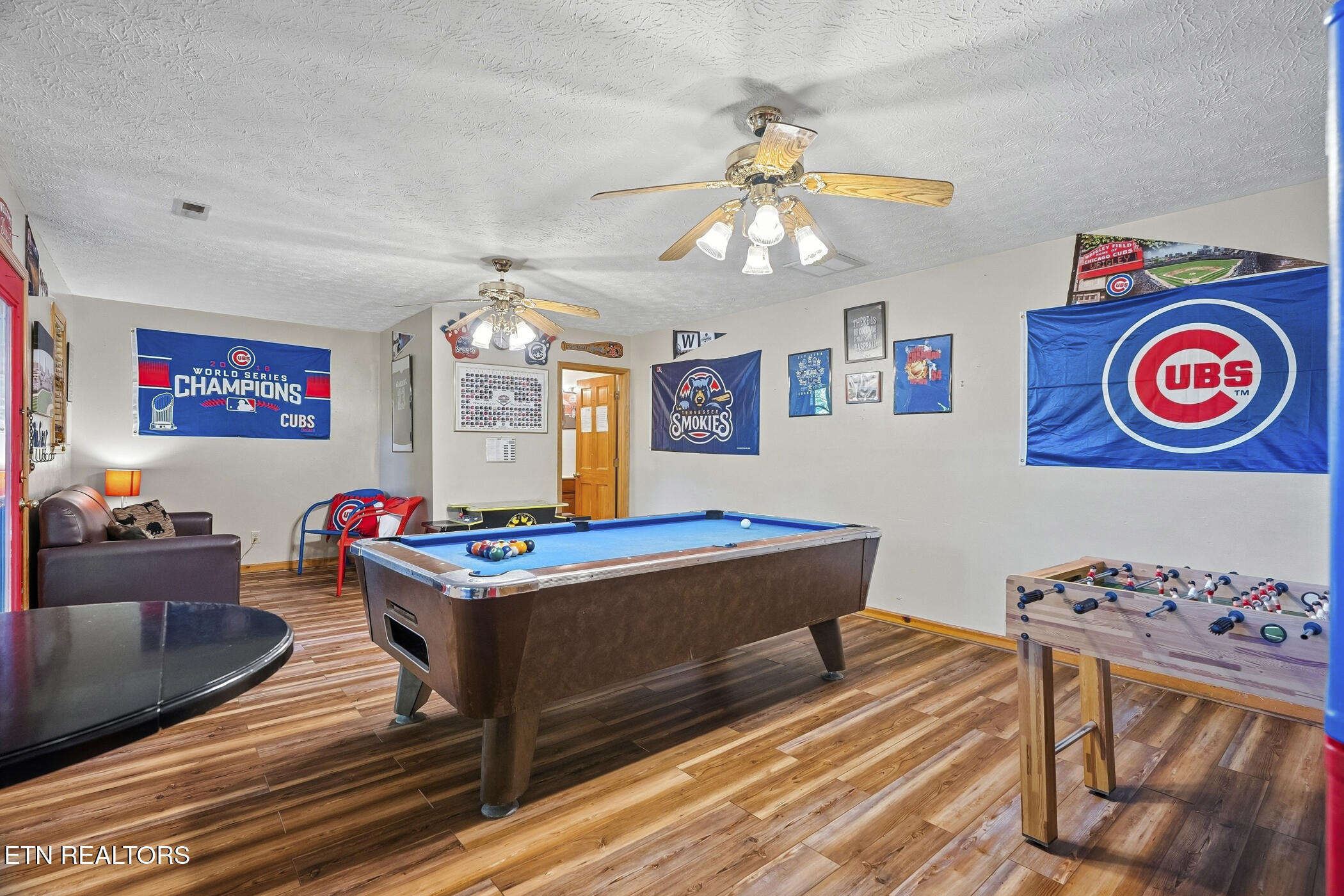 1660 Raccoon Den Way Sevierville TN 37862