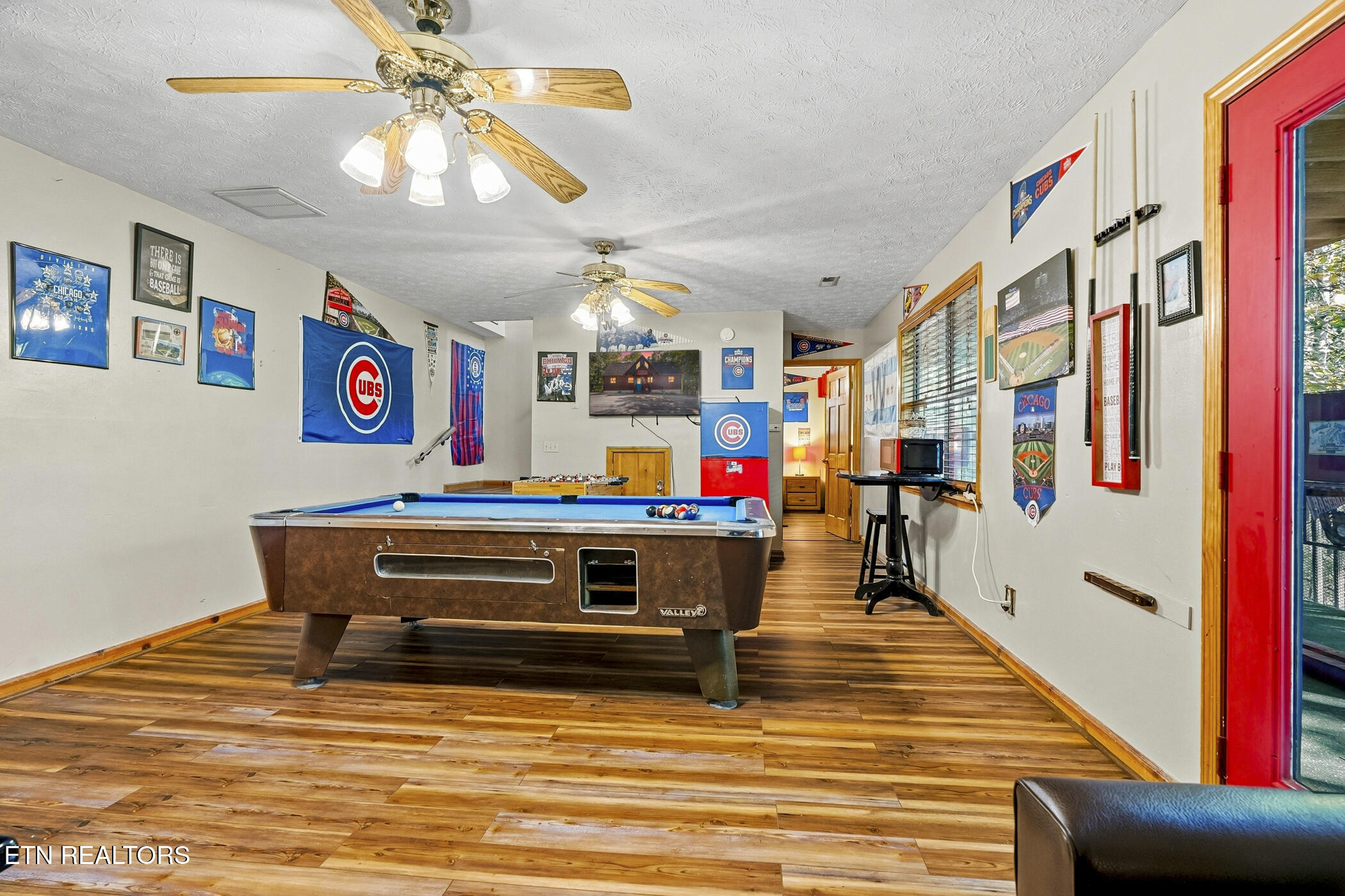 1660 Raccoon Den Way Sevierville TN 37862