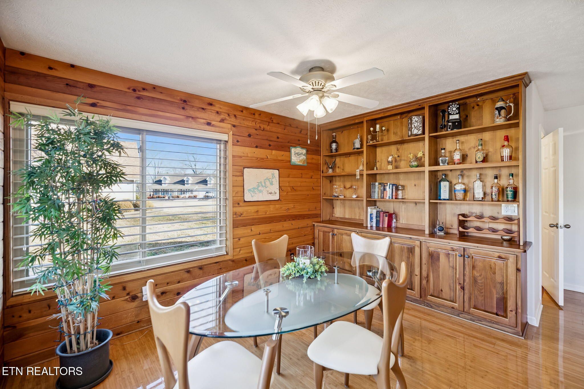 3576 E Atherton Lane Baneberry TN 37890