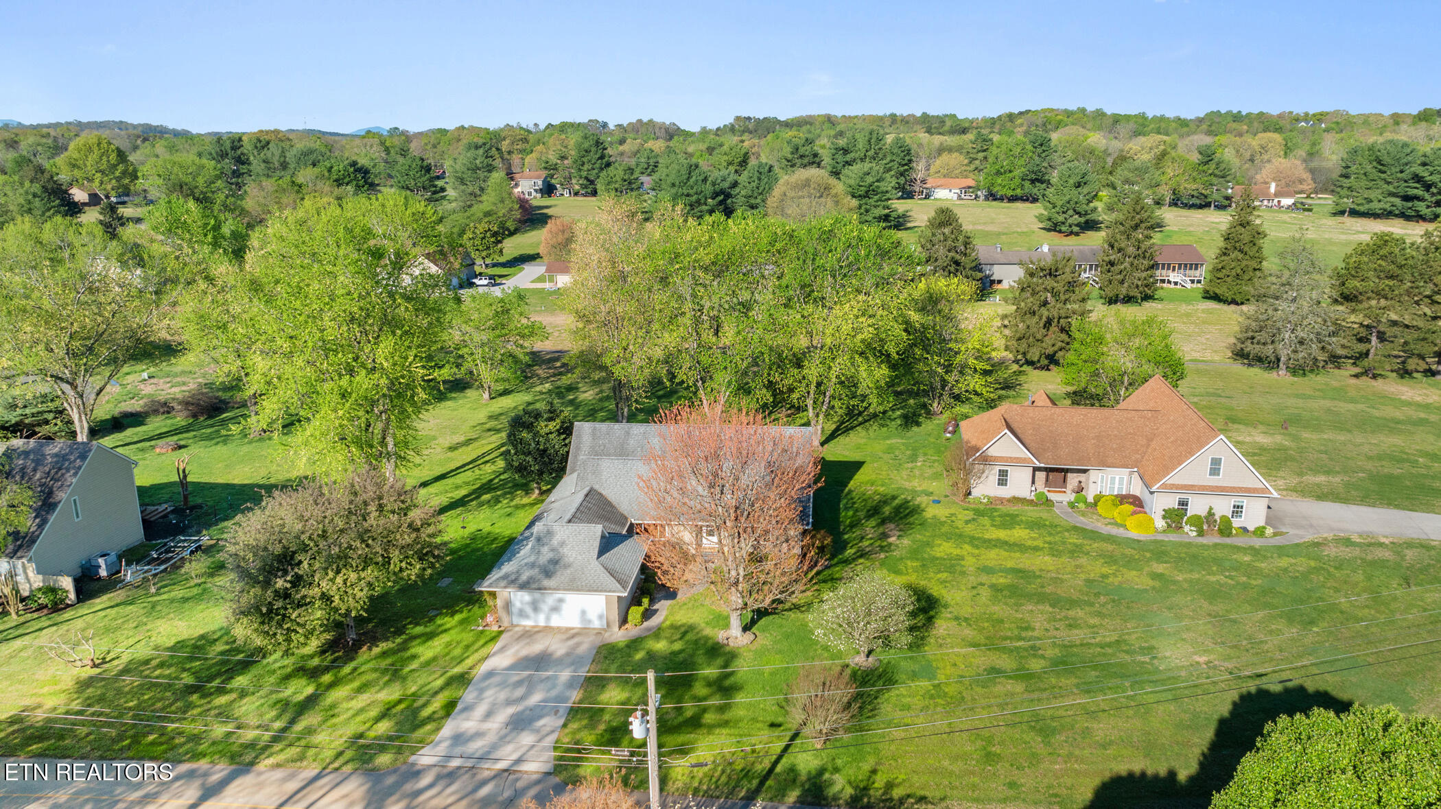 3576 E Atherton Lane Baneberry TN 37890