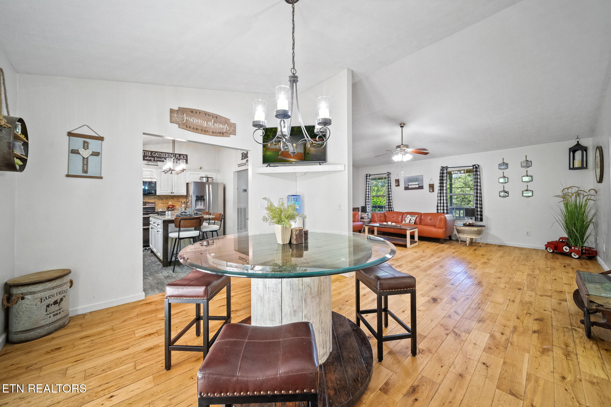 631 Rock House Road Kodak TN 37764