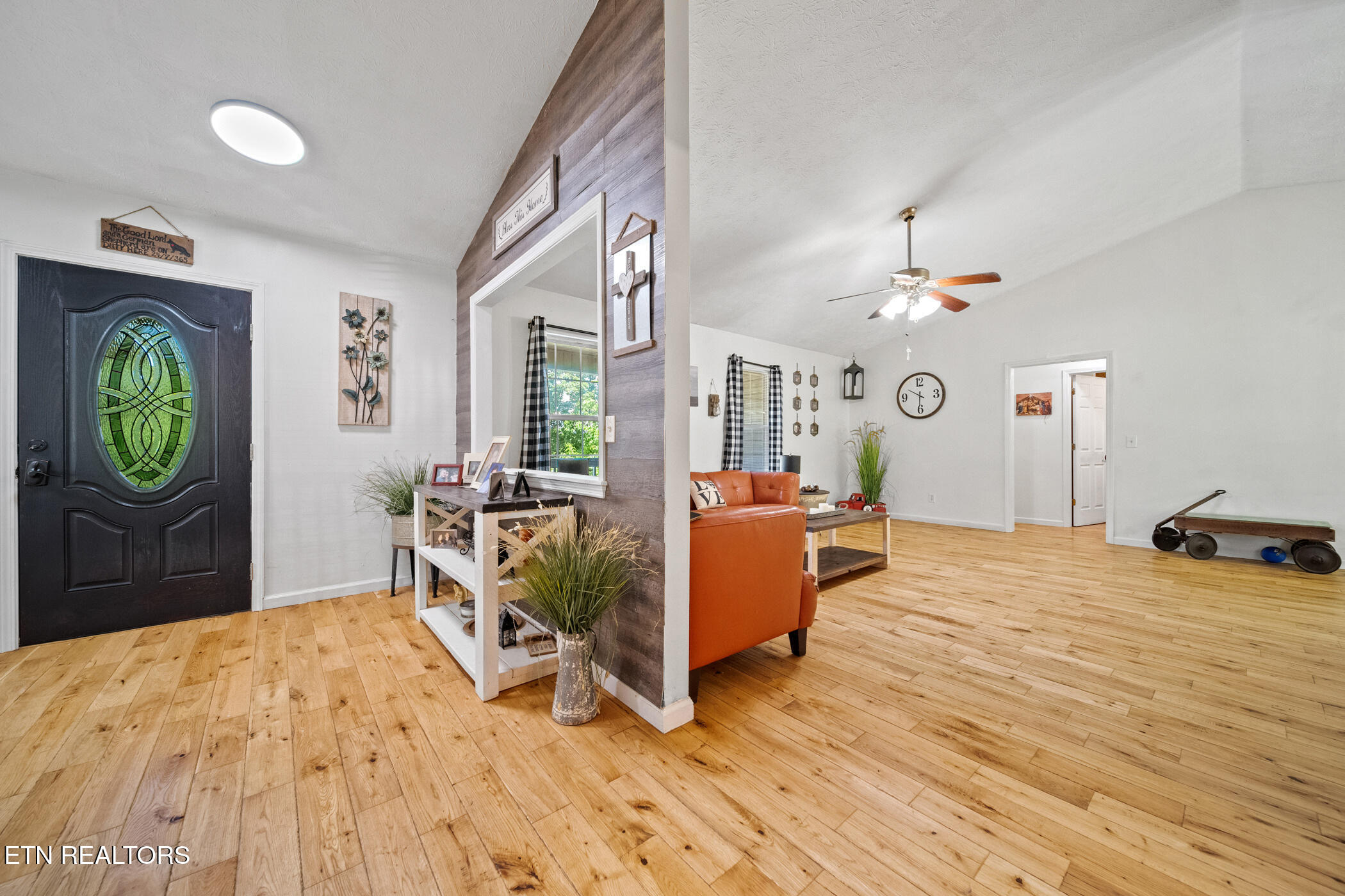 631 Rock House Road Kodak TN 37764