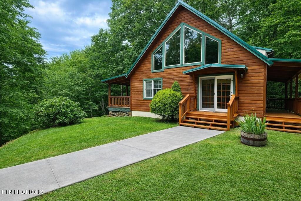 3587 Mountain Creek Way Cosby TN 37722