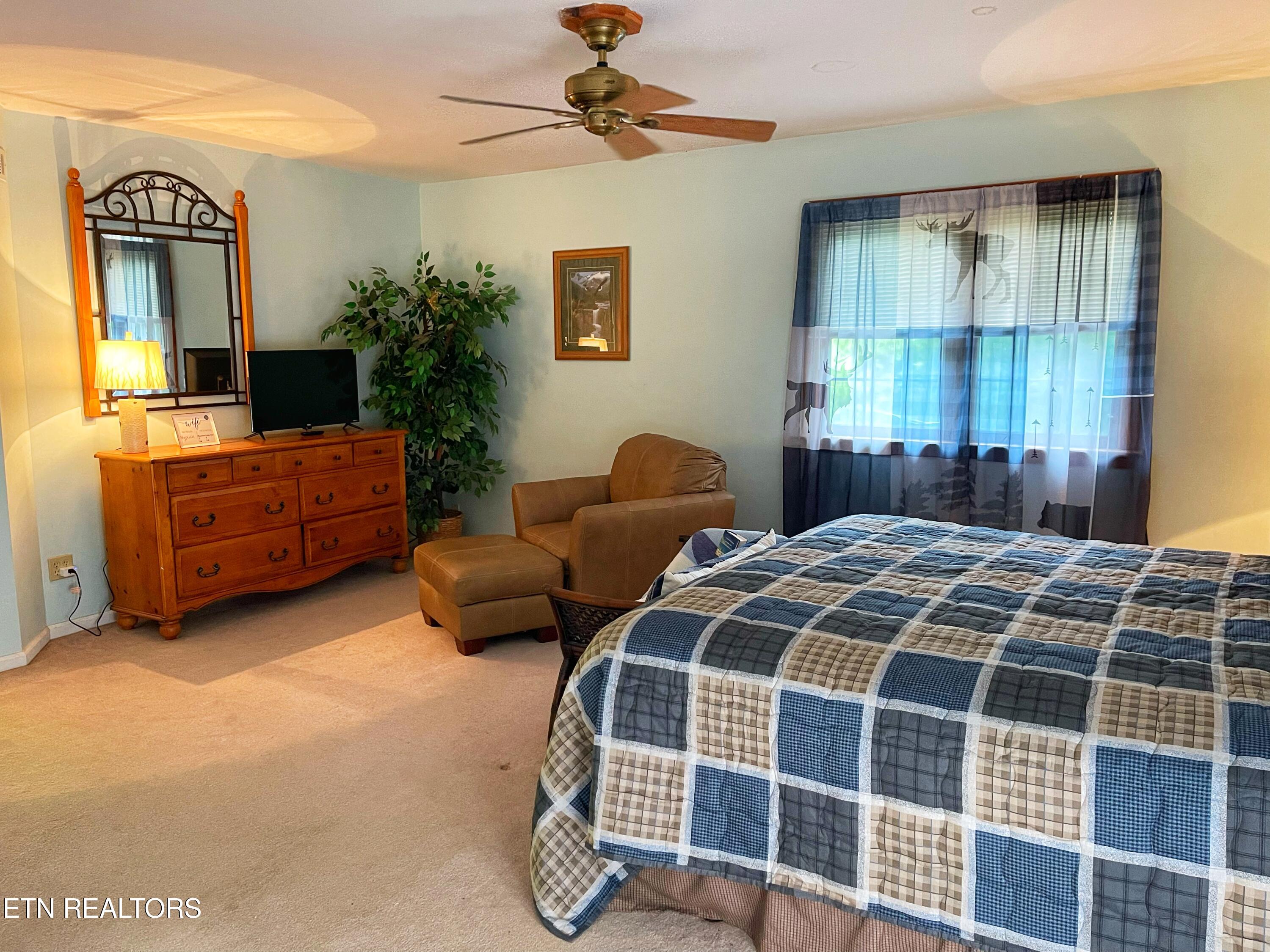 3587 Mountain Creek Way Cosby TN 37722