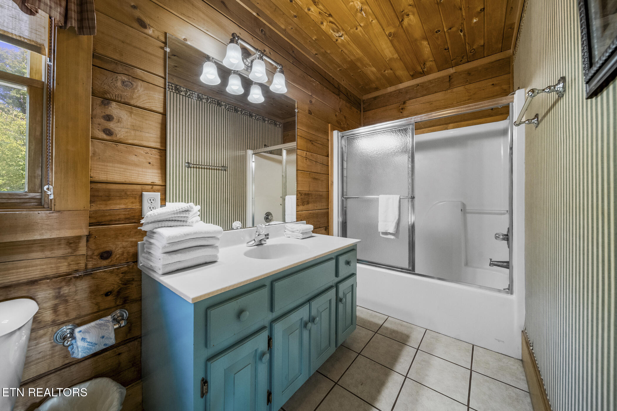 838 Bear Run Way Sevierville TN 37862